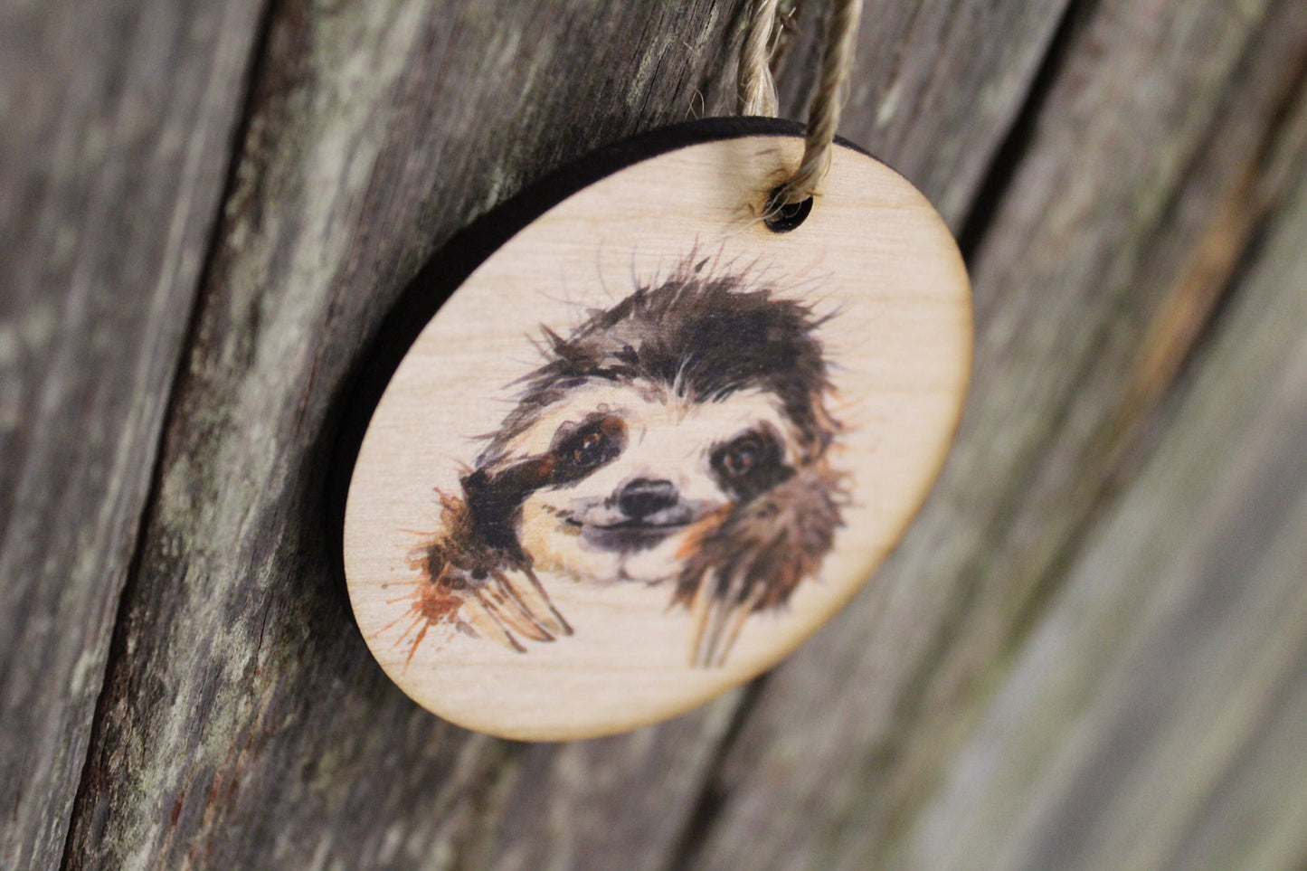 Sloth Face Ornament Watercolor Cute Detailed Claw Smile Keychain Décor Wood Circle Sign Gift Cute Unique