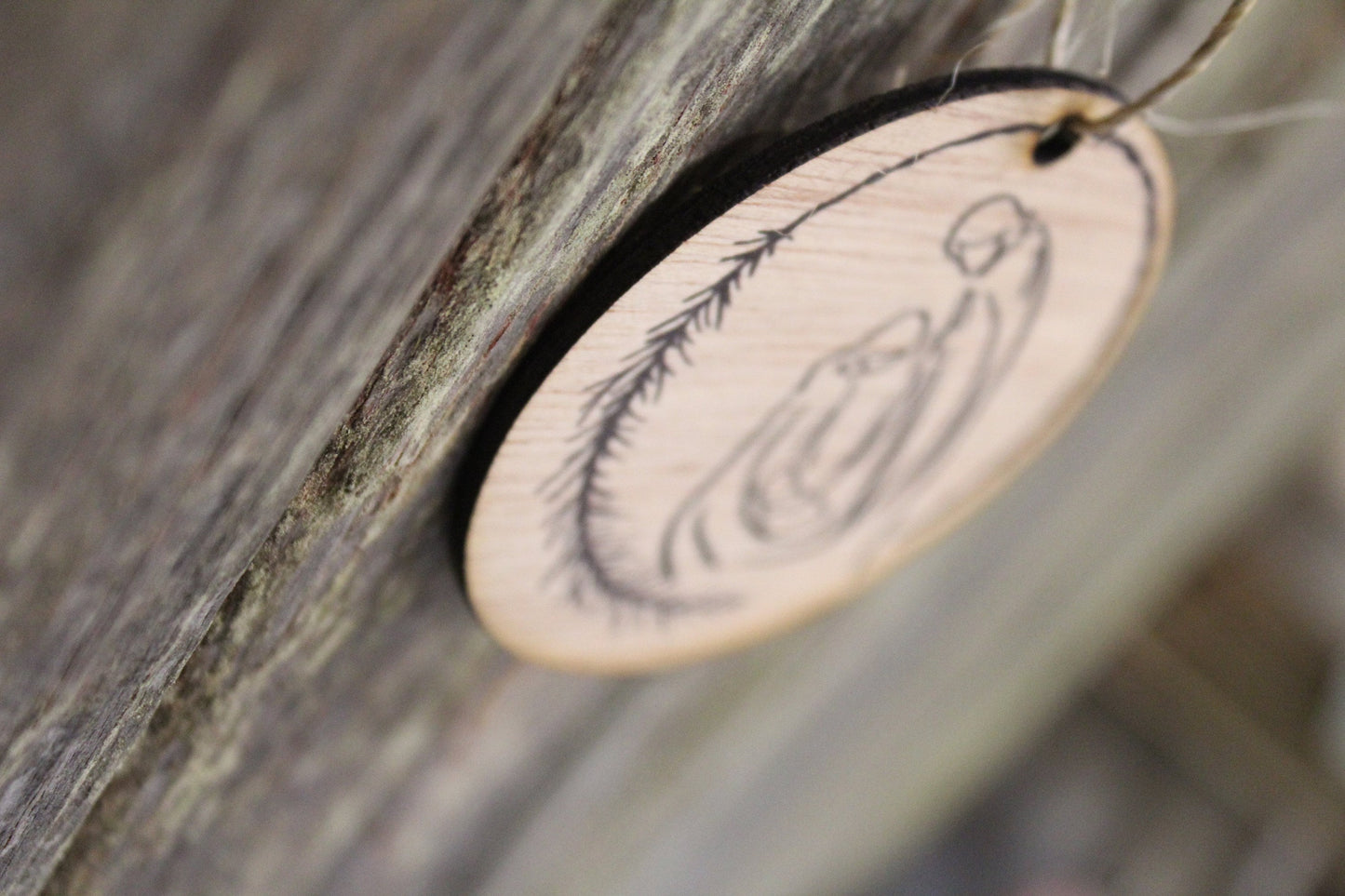 Nativity Wreath Ornament Scene Manger Christmas Christs Birth Baby Jesus Line Art Wall Hanging Tree Rustic Farmhouse Shabby Chic Wood