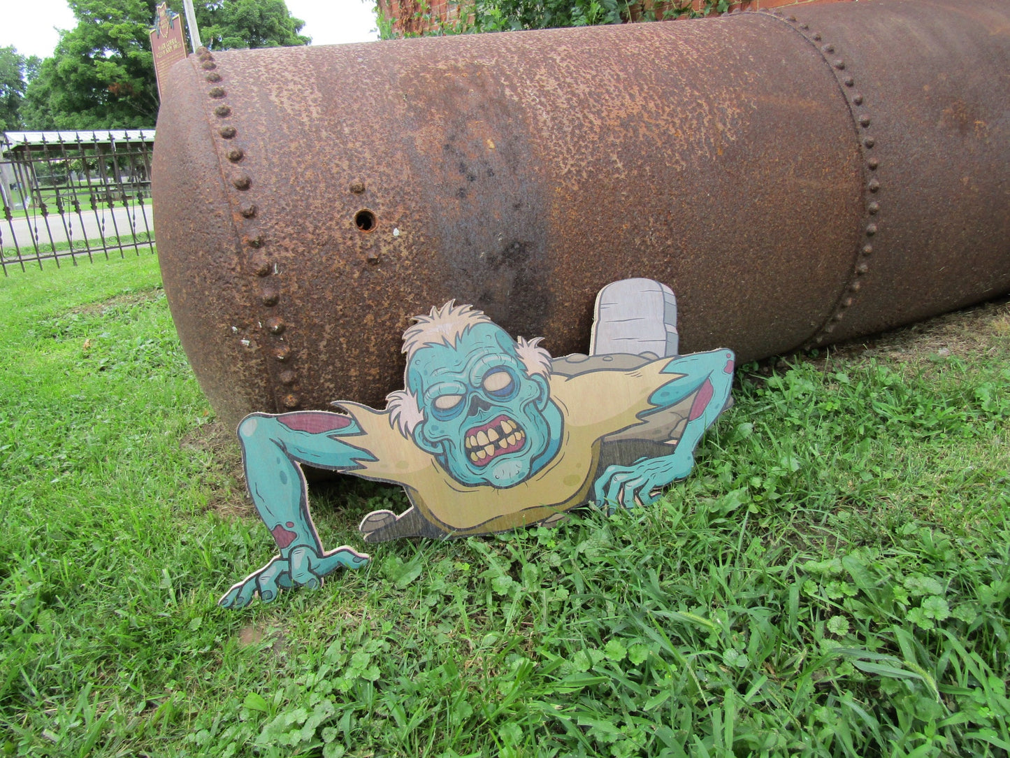 Zombie crawling from the ground scary happy Halloween yard decor great for trick or treat wood sign