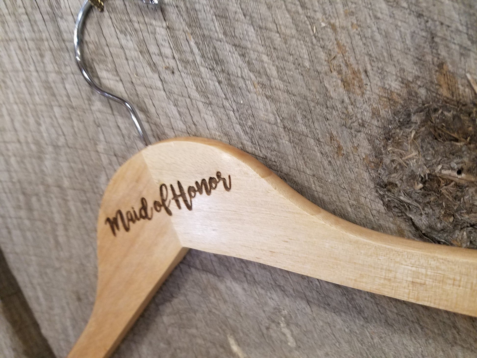 Maid of Honor Dress Clothes Hanger Bridal Party Engraved Hard Wood Coat Sturdy Wedding Bromellow Personalized