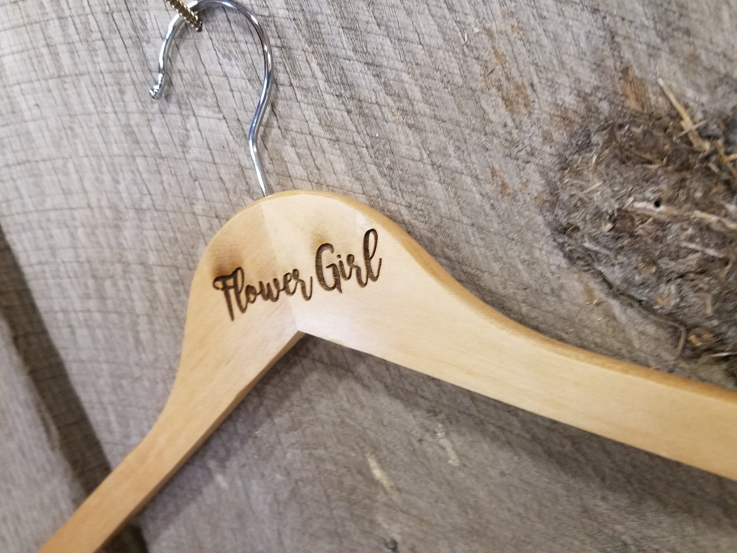 Flower Girl Dress Clothes Hanger Bridal Party Engraved Hard Wood Coat Sturdy Wedding Bromellow Personalized