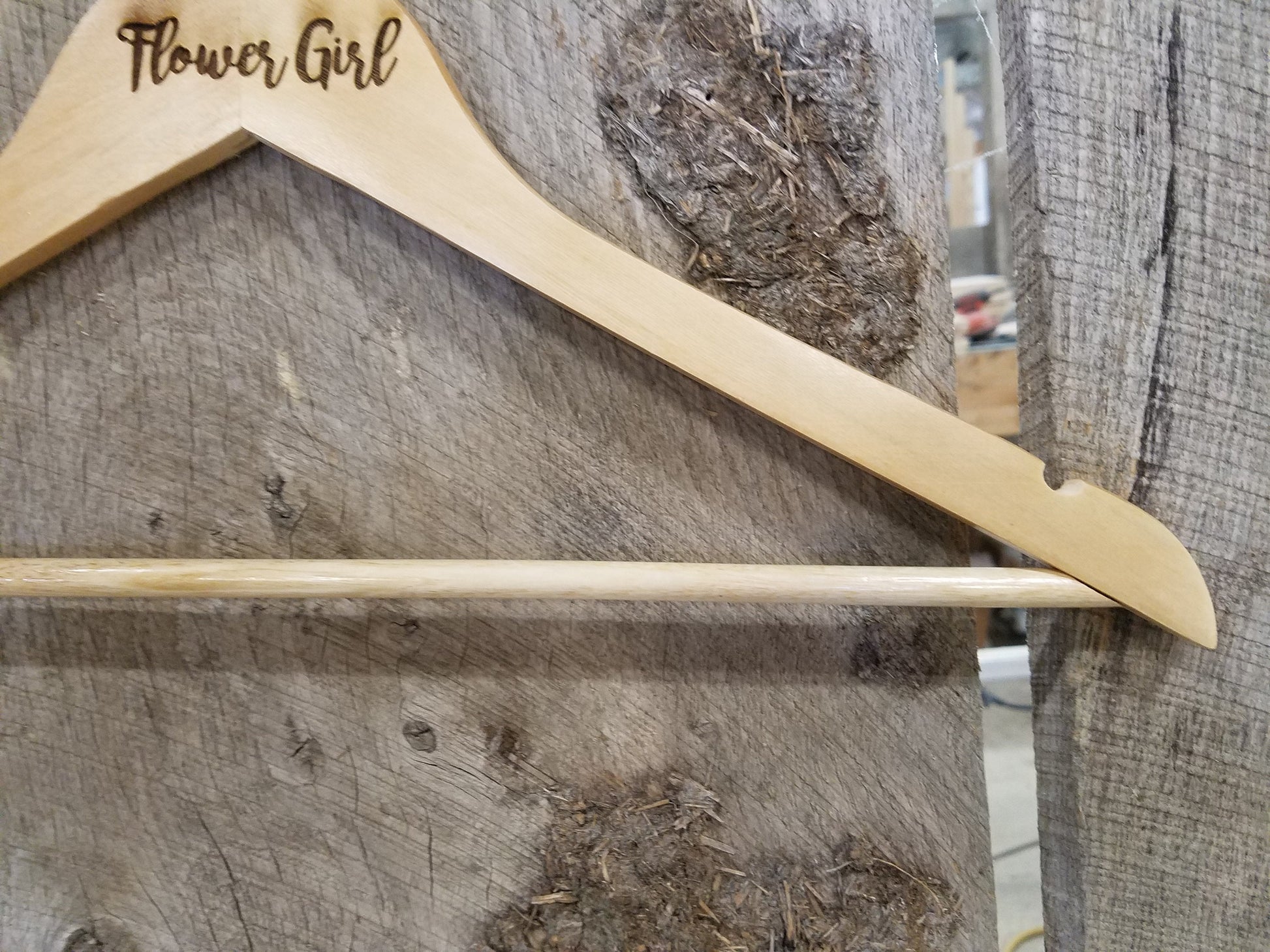 Flower Girl Dress Clothes Hanger Bridal Party Engraved Hard Wood Coat Sturdy Wedding Bromellow Personalized