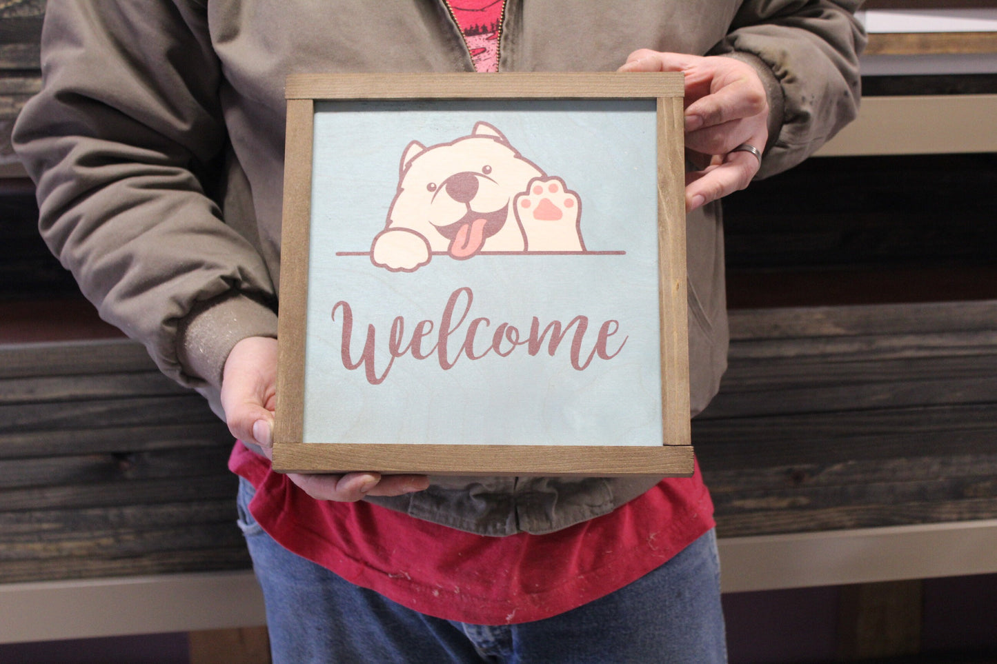 American Eskimo Welcome Wood Sign Fluffy Waving Dog Samoyed Puppy Print Wall Art Decoration Wall Hanging Farmhouse Rustic Framed