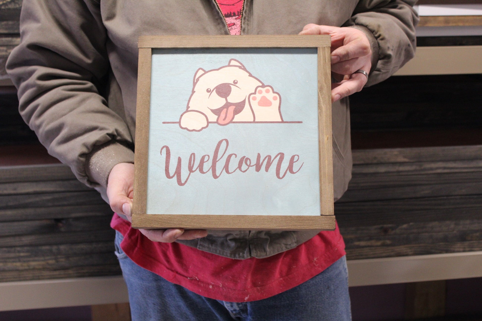 American Eskimo Welcome Wood Sign Fluffy Waving Dog Samoyed Puppy Print Wall Art Decoration Wall Hanging Farmhouse Rustic Framed