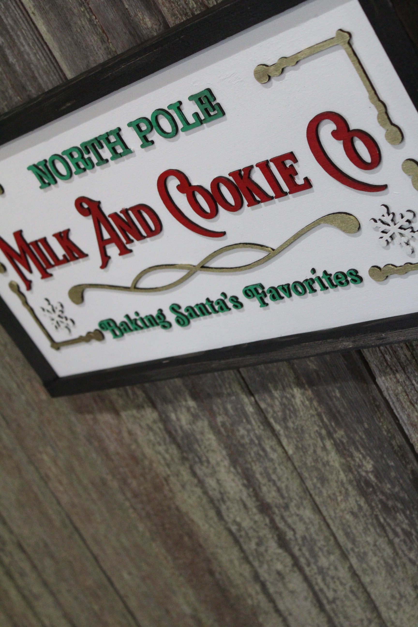 Milk and Cookie Company Wood Sign North Pole Baking Santas Favorite Cookies 3D Raised Text Christmas Decoration Wall Advertising