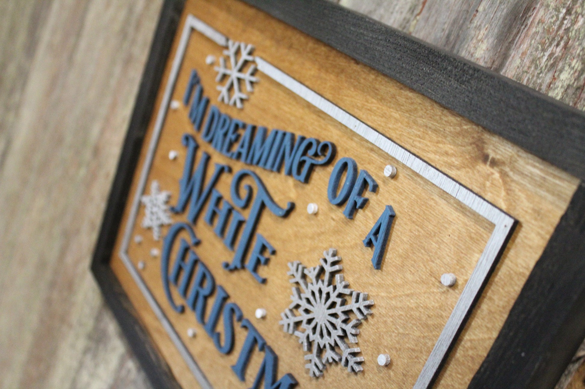 I'm Dreaming of a White Christmas Wood Sign Decoration Winter 3D Raised Text Country Farmhouse Cabin Decor Snowflake Merry Nostalgic Vintage