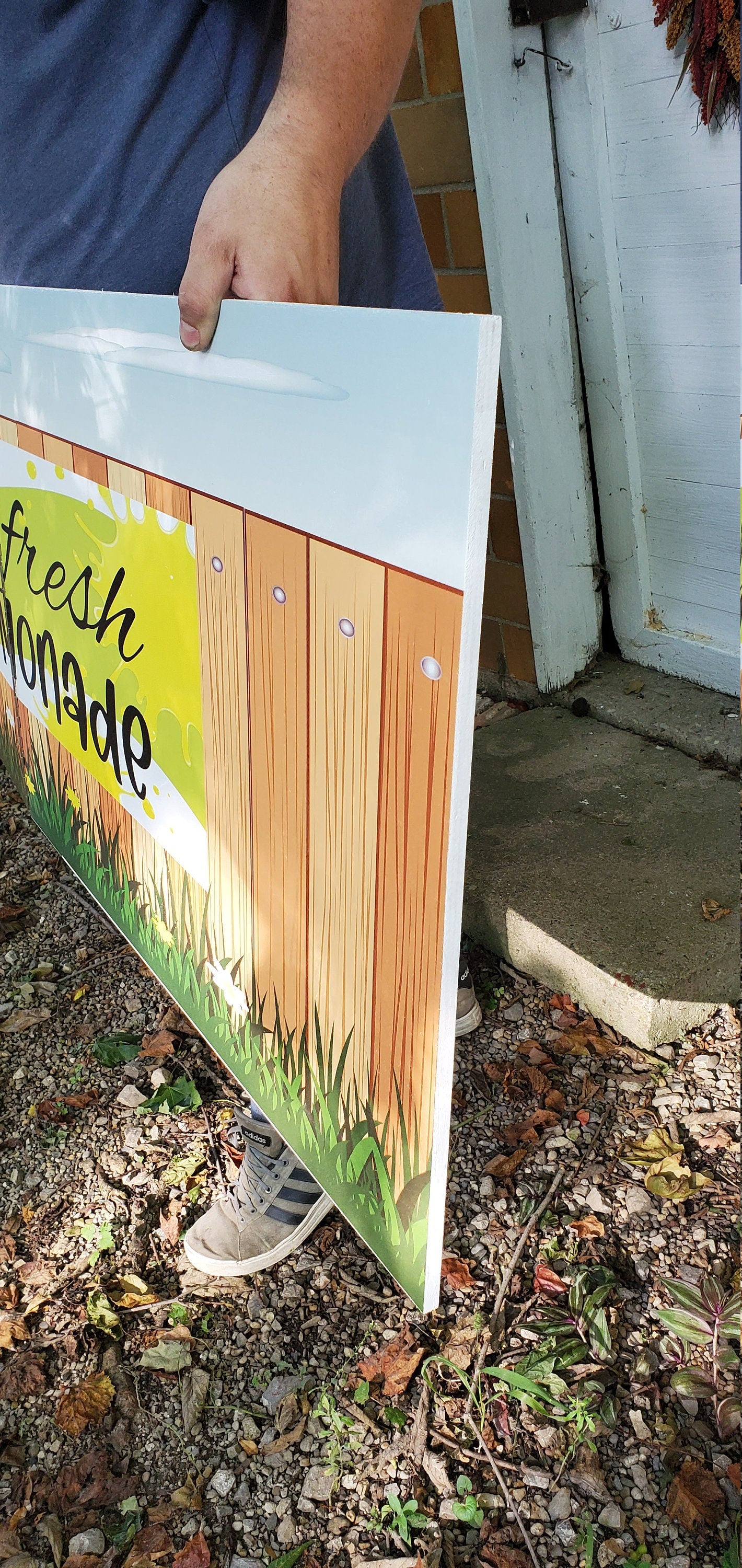 Innovative folding sign designs