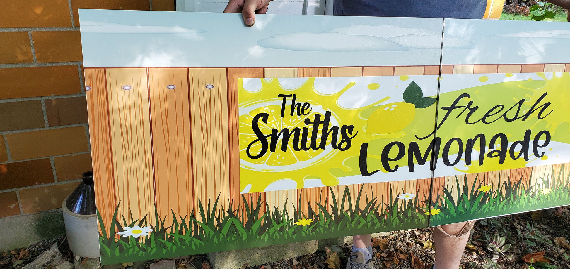 Lemonade stand sign