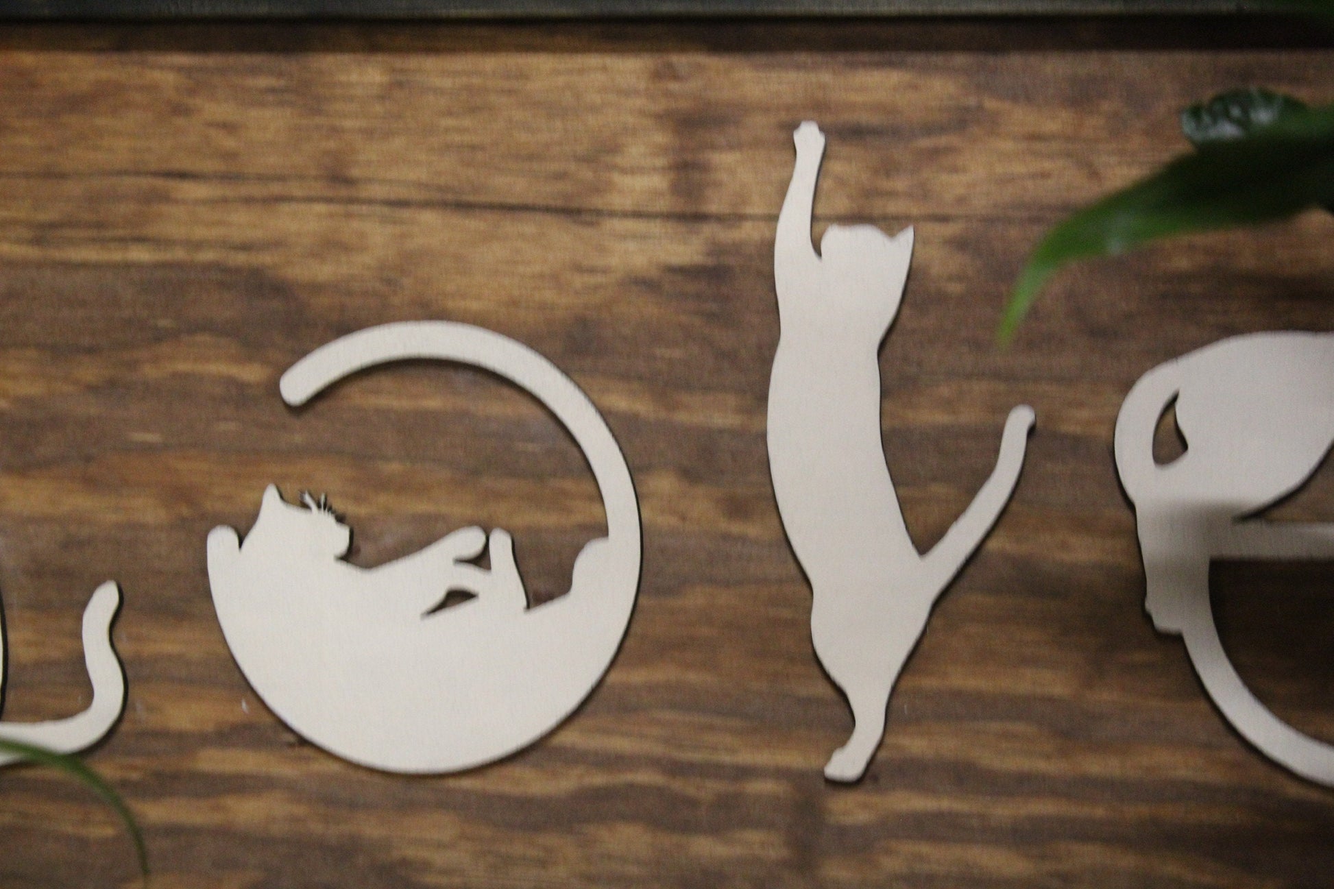 Love Spelled with Kittens Cats Cat Silhouette Pet Rustic Primitive Cat Lover Gift Wood Sign 3D Raised Image White Brown Frame Decoration