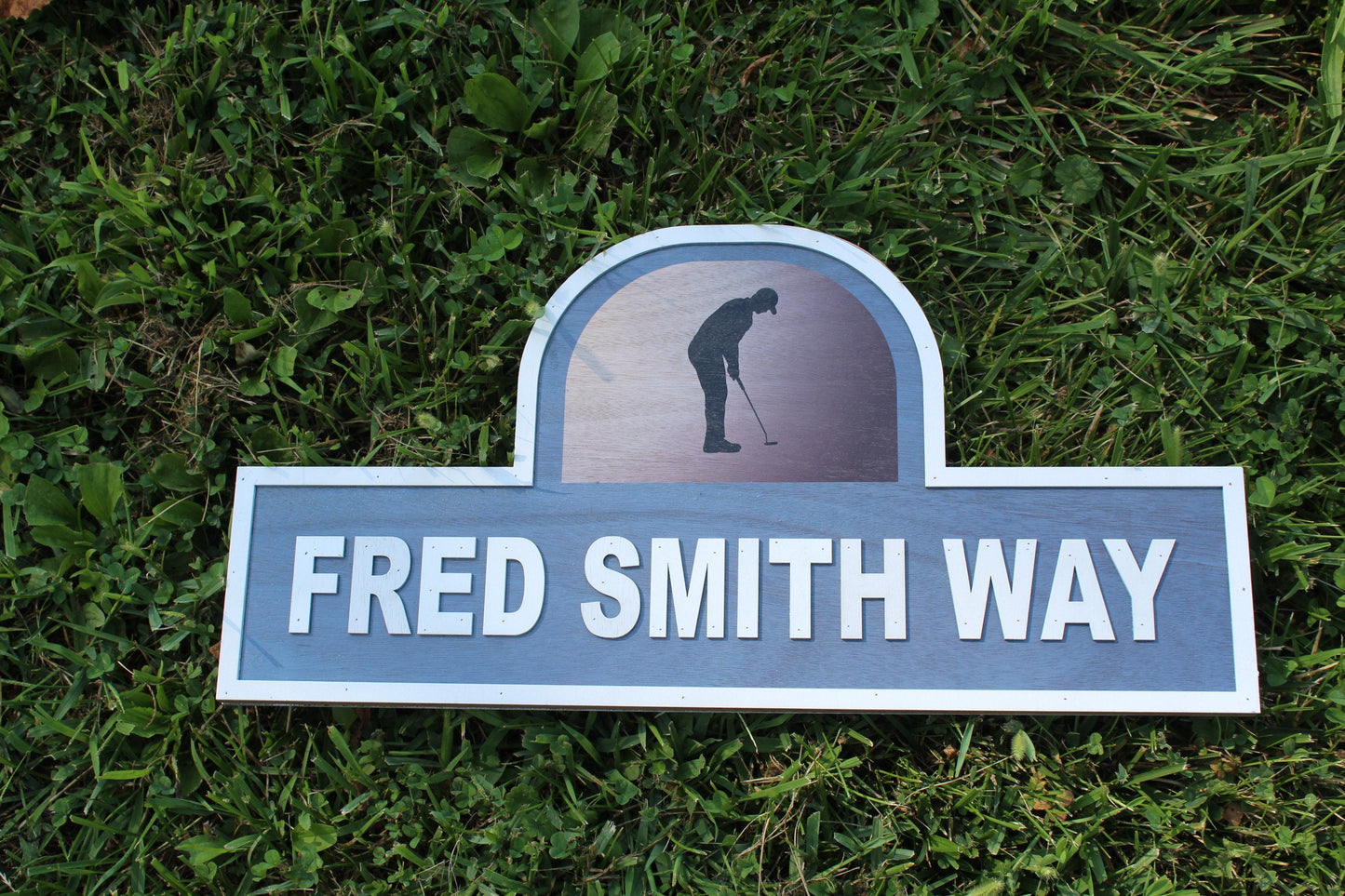 Logo Image Large Round Custom Wood Sign Can Be Hanging Indoor Outdoor Printed Image Raised 3D off the board Golf Name of Business Direction