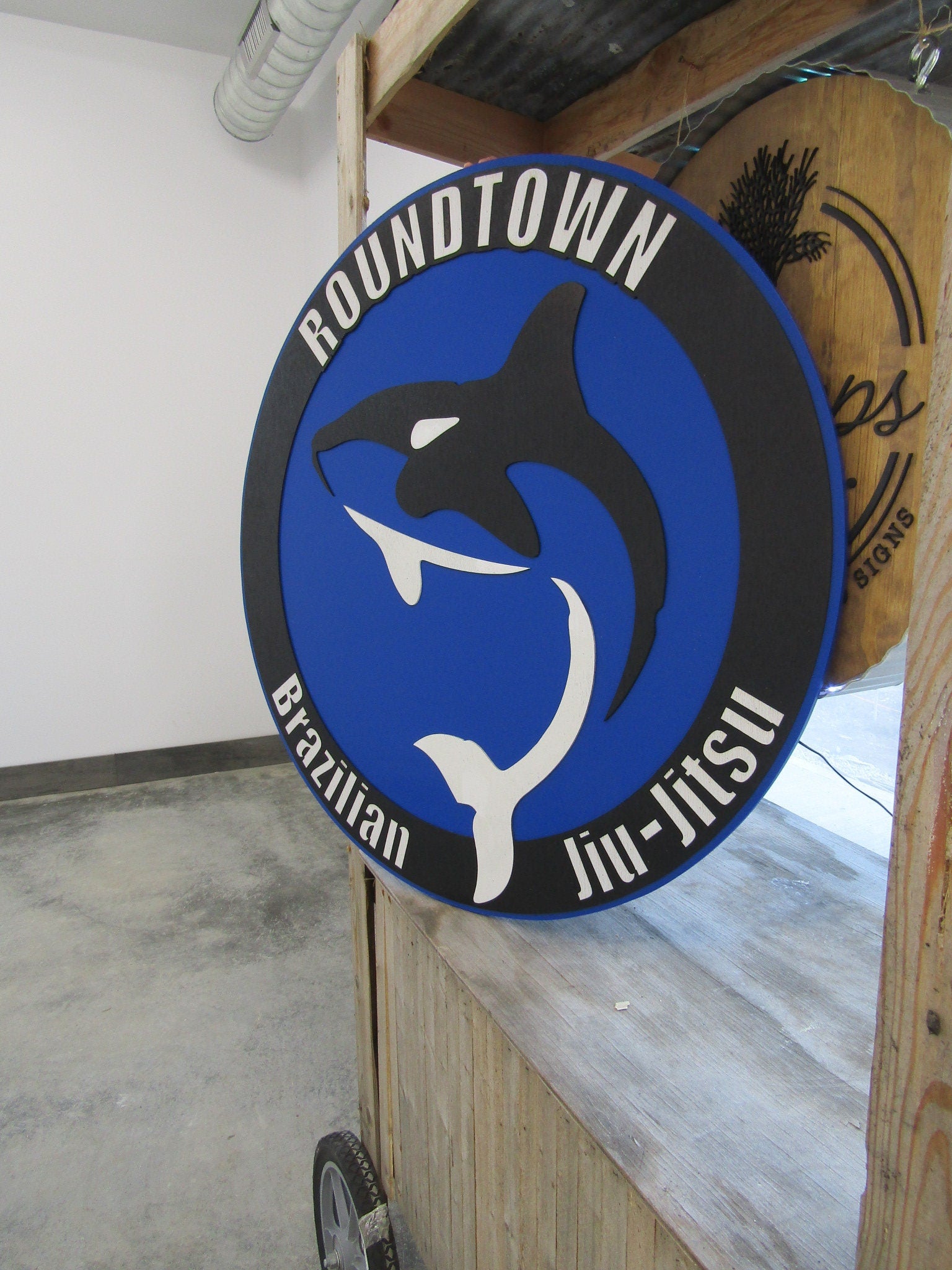Custom Round Wood Sign Jiu-Jitsu Martial Arts Signage Business Logo Orca Karate Wrestling Handmade 3D Personalized Wooden Judo Sign Large