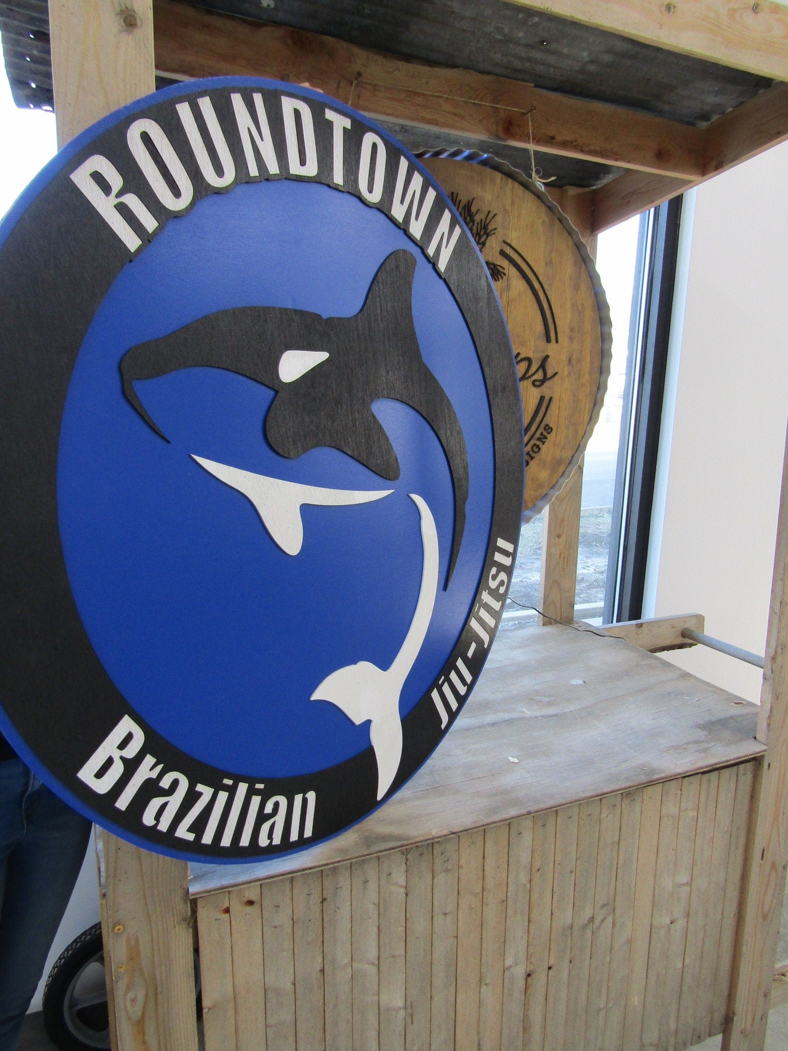 Custom Round Wood Sign Jiu-Jitsu Martial Arts Signage Business Logo Orca Karate Wrestling Handmade 3D Personalized Wooden Judo Sign Large