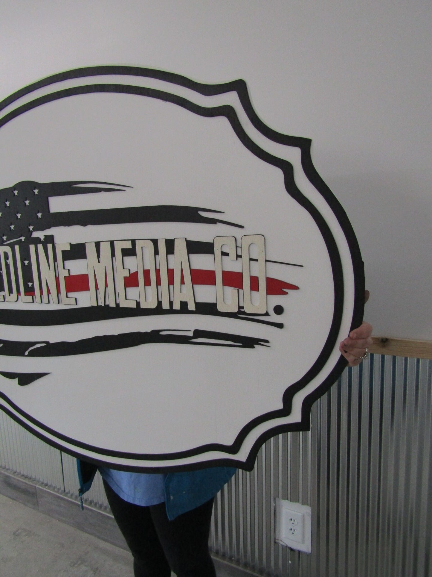 Oblong sign