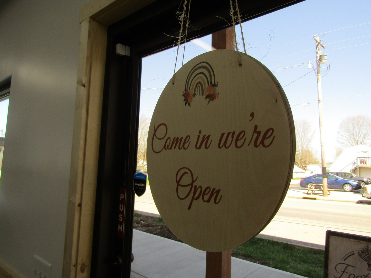 Small Business Sign Open Closed Double Sided Round Hanging Sign Design Custom Circle Personalized Plaque Wall Art Color Wood Print Door Sign