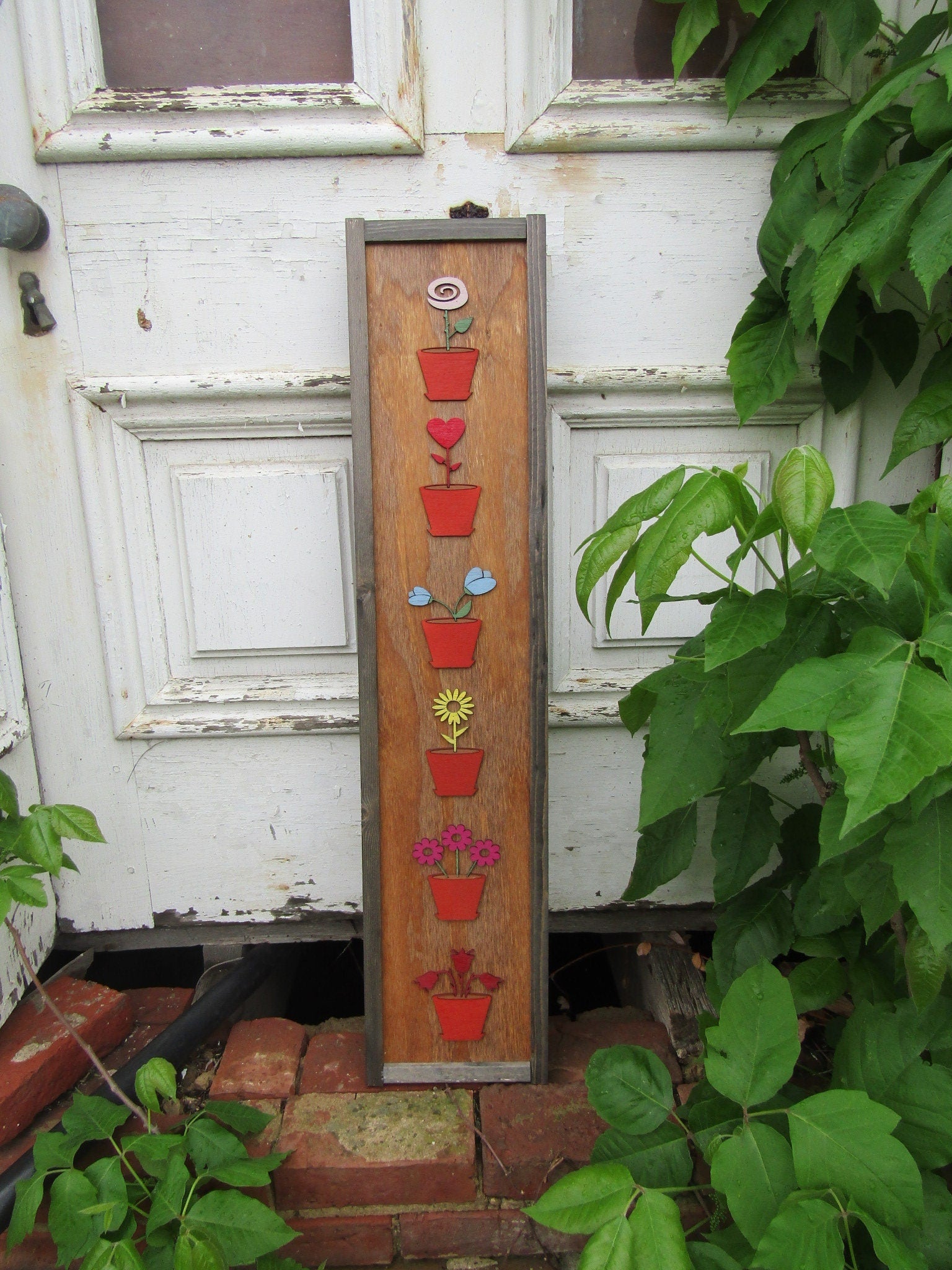 Gardener Flowerpots Rustic Farmhouse Decor Vertical Sign Terra Cotta Daisy Tulip Love of Plants Gift Seasonal Wooden Handmade Decor Daisy