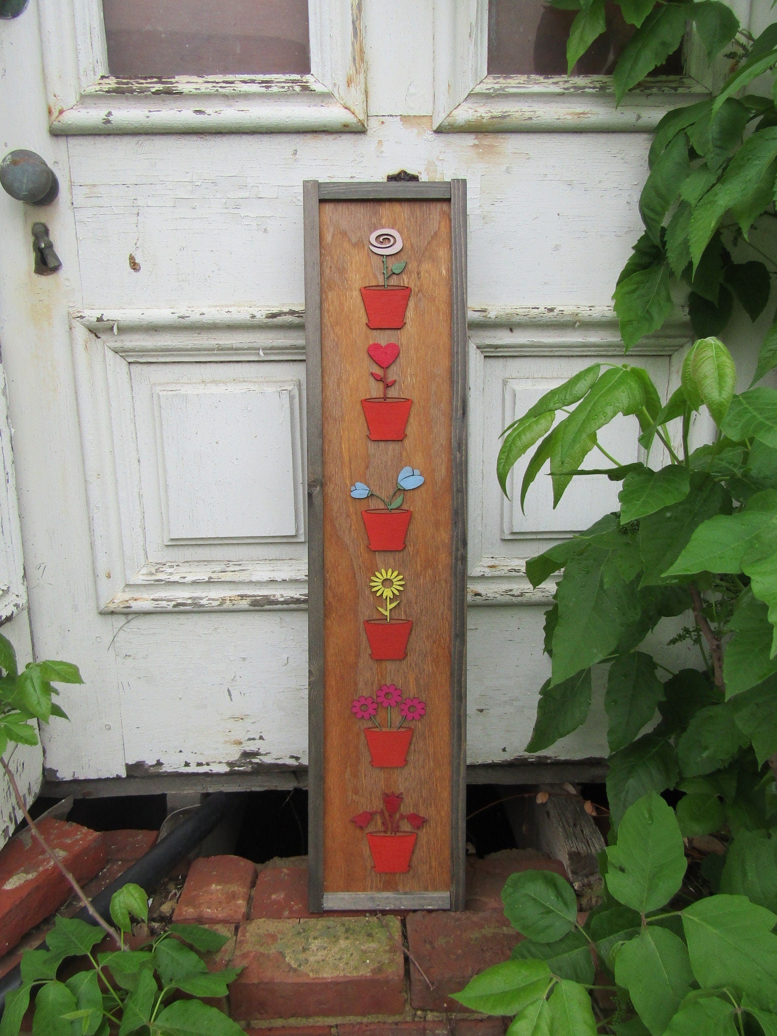 Gardener Flowerpots Rustic Farmhouse Decor Vertical Sign Terra Cotta Daisy Tulip Love of Plants Gift Seasonal Wooden Handmade Decor Daisy