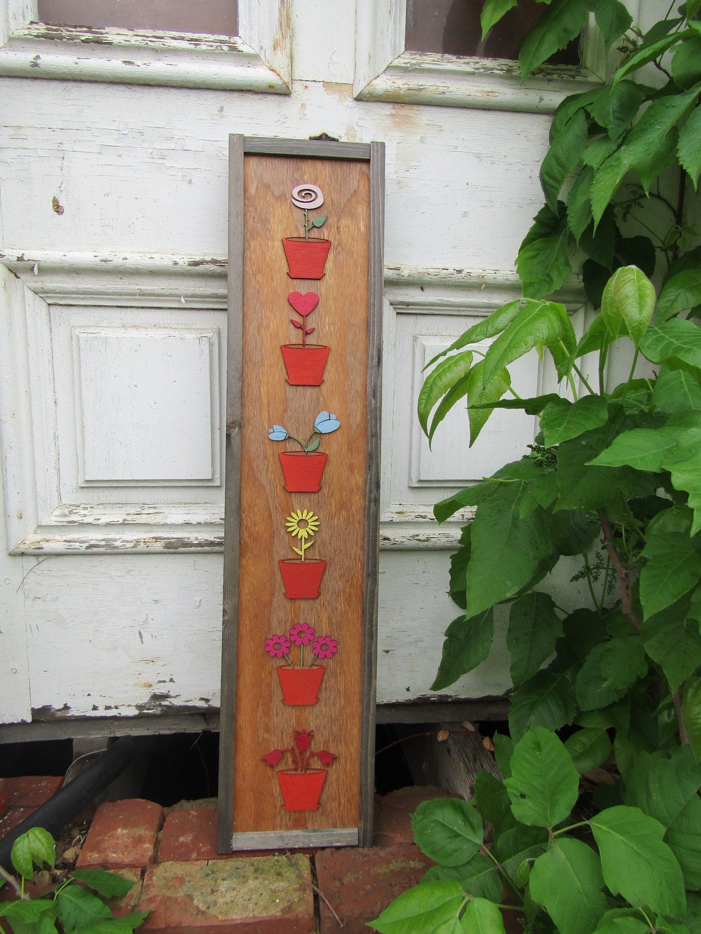 Gardener Flowerpots Rustic Farmhouse Decor Vertical Sign Terra Cotta Daisy Tulip Love of Plants Gift Seasonal Wooden Handmade Decor Daisy