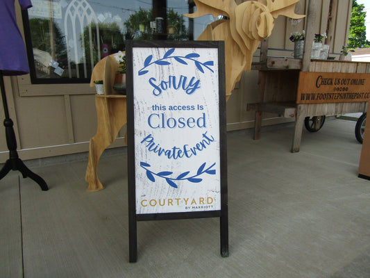 Custom A Frame Logo with Added Closed Area Uvprinted Outdoor Sidewalk Commerical Business Sign Freestanding Hinge Foldable Informational