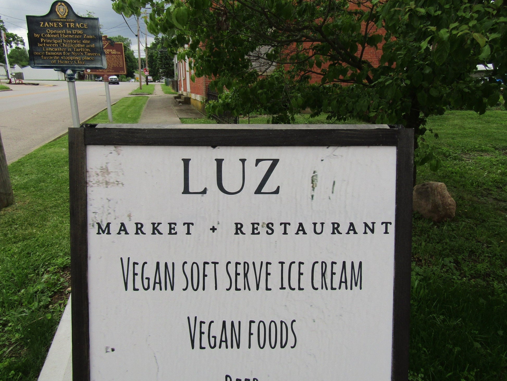 Restaurant Market Food Truck Sidewalk Sign Handmade A Frame Foldable Wooden Informational Sign Business Commerical Professional Signage