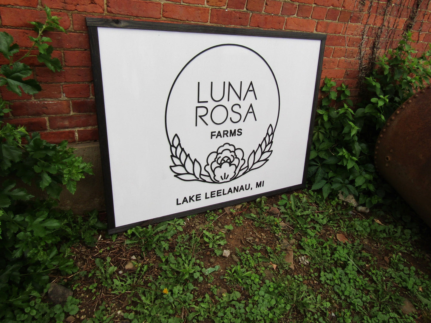Luna Rosa Farms Homestead Sign Commerical Signage Floral Hoop Wreath Minimalist Style Handmade Decor 3d Wood Laser Cut Sign Farmhouse Flower