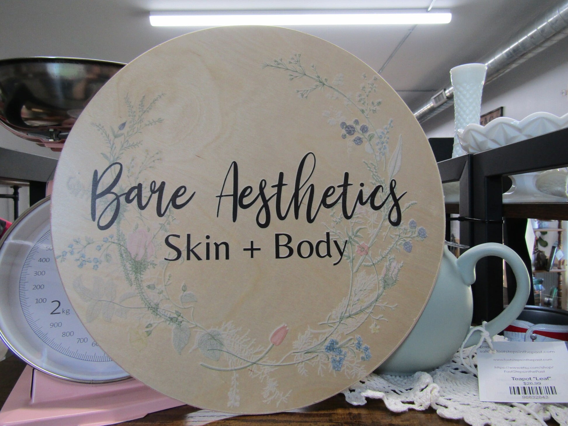 Custom Bare Aesthetics Skin and Body Round Floral Lightweight Business Small Shop Printed Wood Your Logo Circle Booth Vendor Table Wall Sign