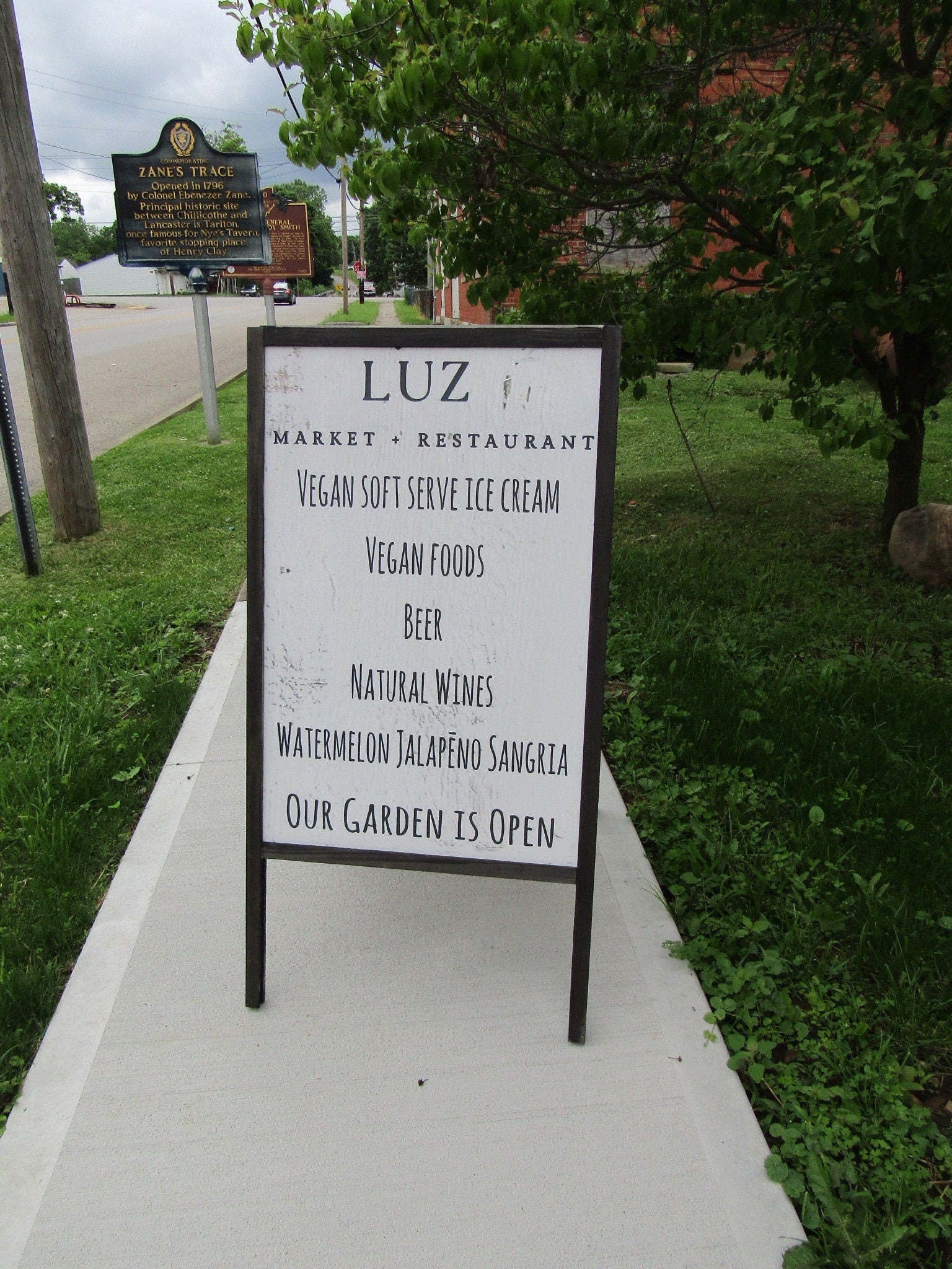 Restaurant Market Food Truck Sidewalk Sign Handmade A Frame Foldable Wooden Informational Sign Business Commerical Professional Signage