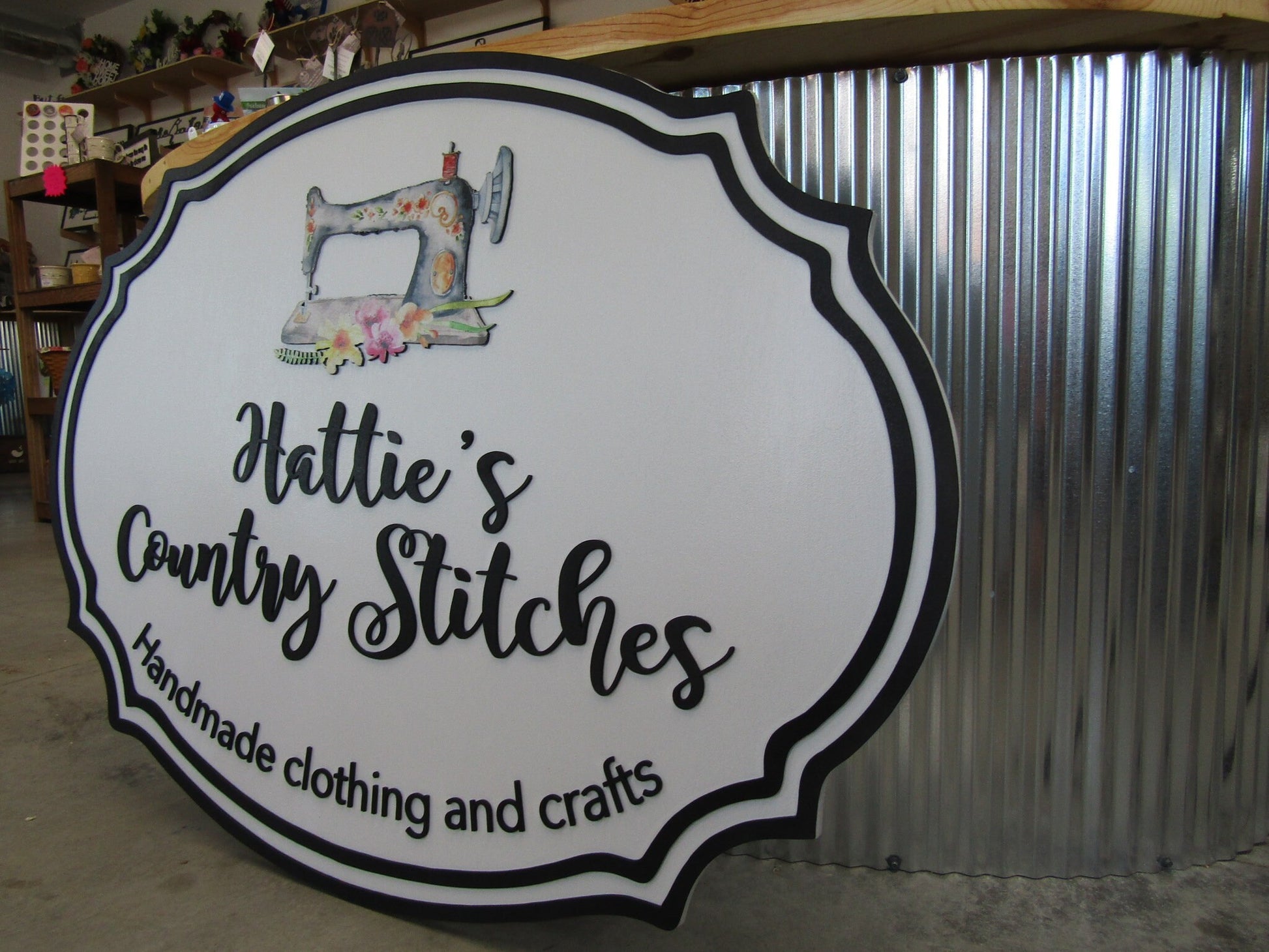 Custom Wood Sign Seamstress Sewing Machine Handmade Decor Clothing Store Sign Color Raised Logo 3D Personalized Commerical Signage Oval