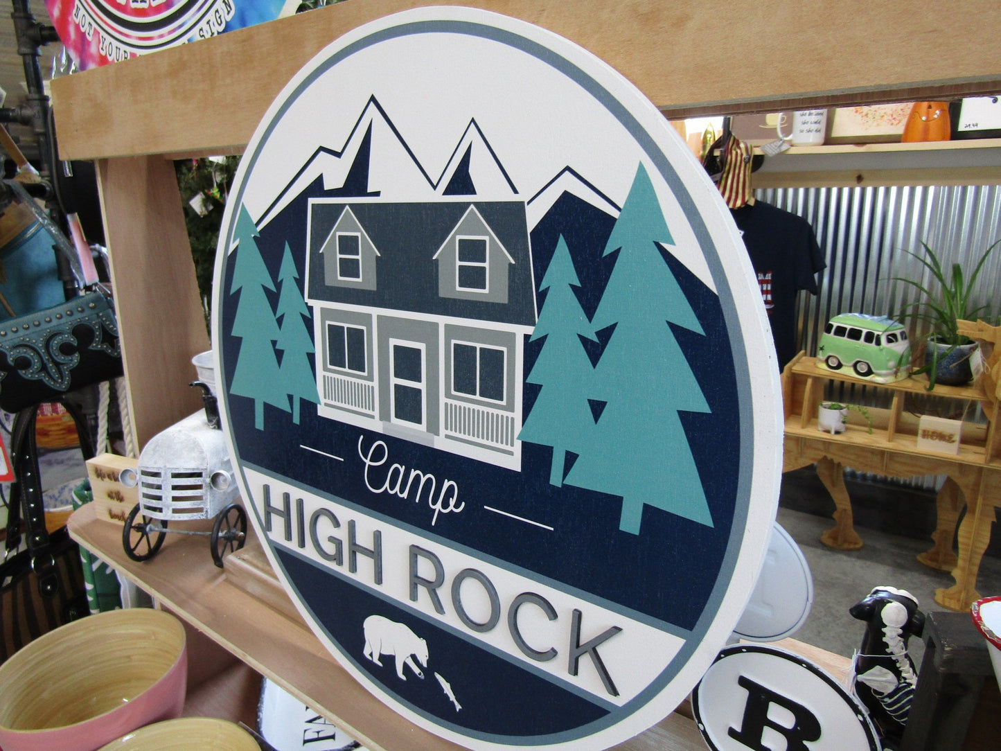 Custom Wooden Sign Commerical Signage Uv printed Logo 3D Letters Color Personalized Round Campground Mountains Cabin Woods Forest Bear Fish