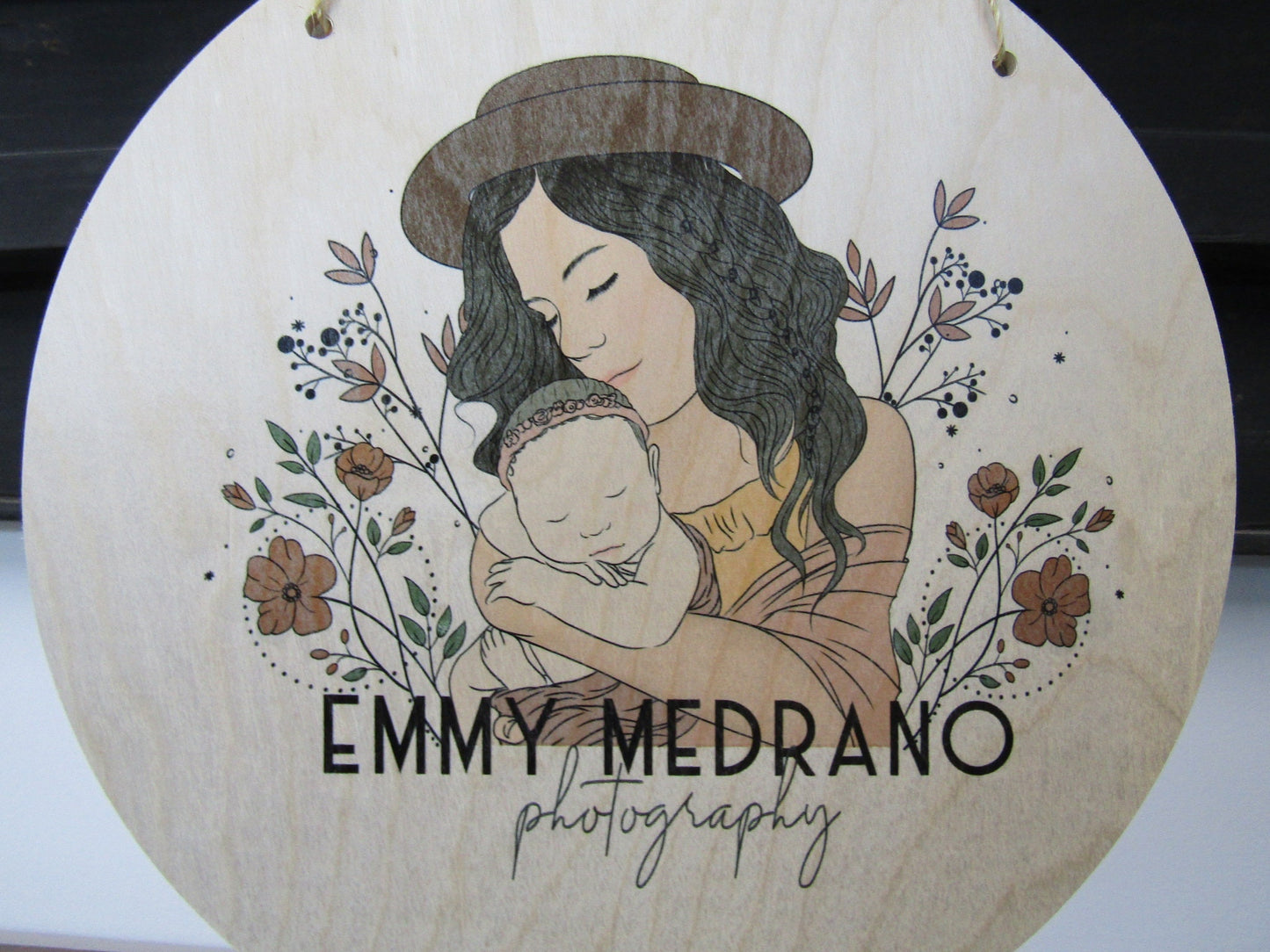 Custom Wooden Sign Photography Printed Logo Image Commerical Signage Business Round Lightweight Door Hanger Photographer Floral Company Name