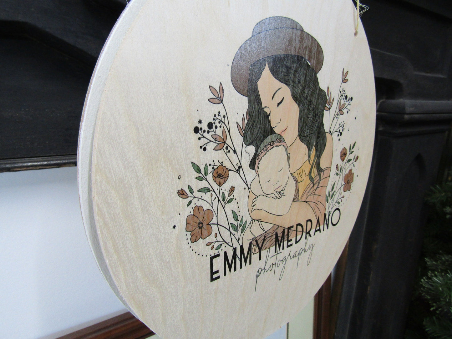 Custom Wooden Sign Photography Printed Logo Image Commerical Signage Business Round Lightweight Door Hanger Photographer Floral Company Name