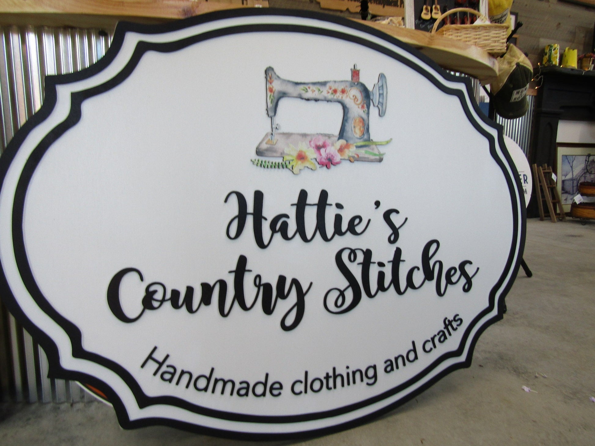 Custom Wood Sign Seamstress Sewing Machine Handmade Decor Clothing Store Sign Color Raised Logo 3D Personalized Commerical Signage Oval