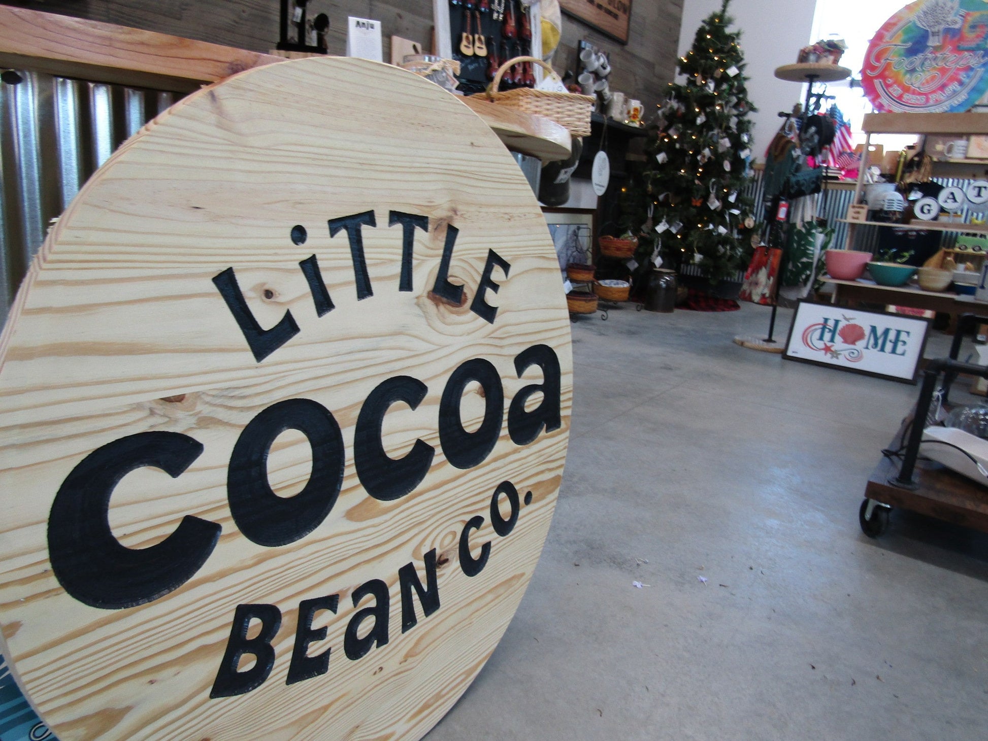 Custom Wood Carved Engraved Color Filled Business Commerical Signage Cocoa Bean Chocolate Sweets Your Logo Pine Wood Store Front Round Sign