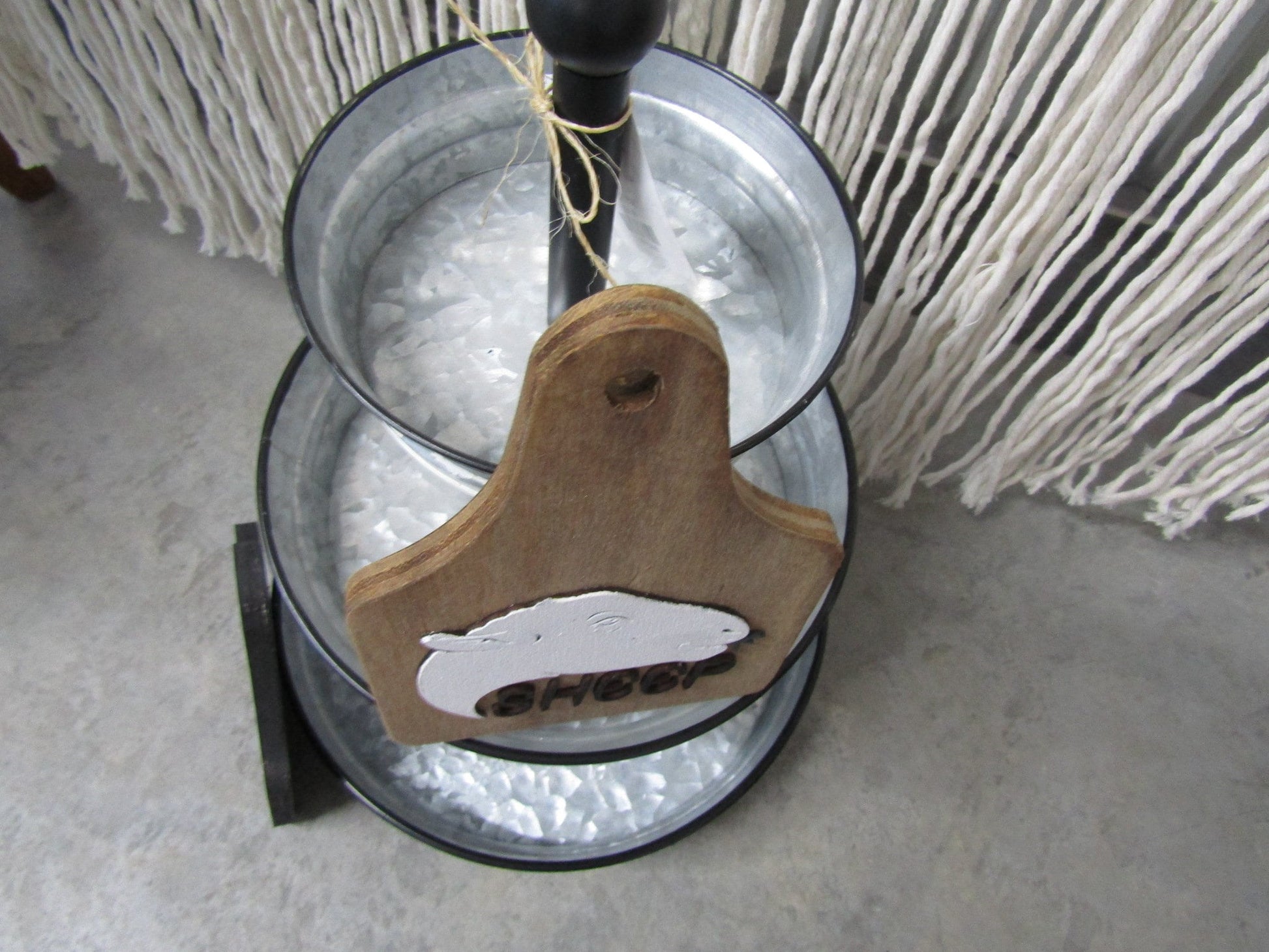 Sheep Farm Animal Wooden Ear Tag Teir Tray Decor Farmhouse Decor Wood Small Rustic Country Style Decoration Livestock Kitchen
