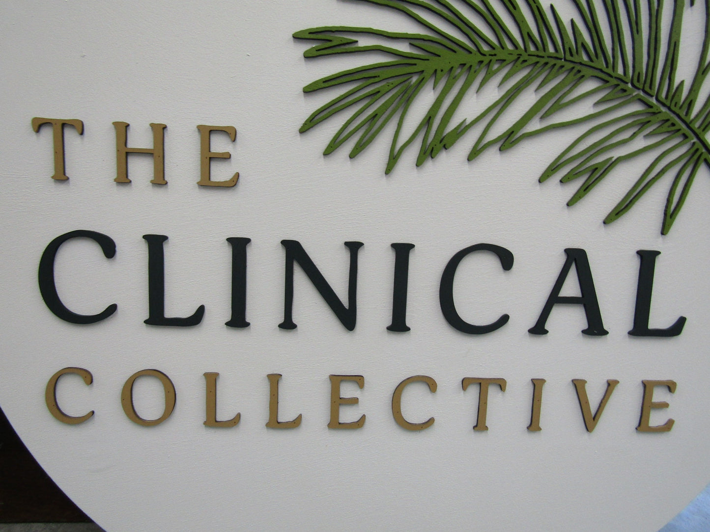Personalized Commerical Custom Signage Clinic Palm Leaf Feather Care Center Round 3D Raised Wooden Sign Handmade Business Entrance Desk