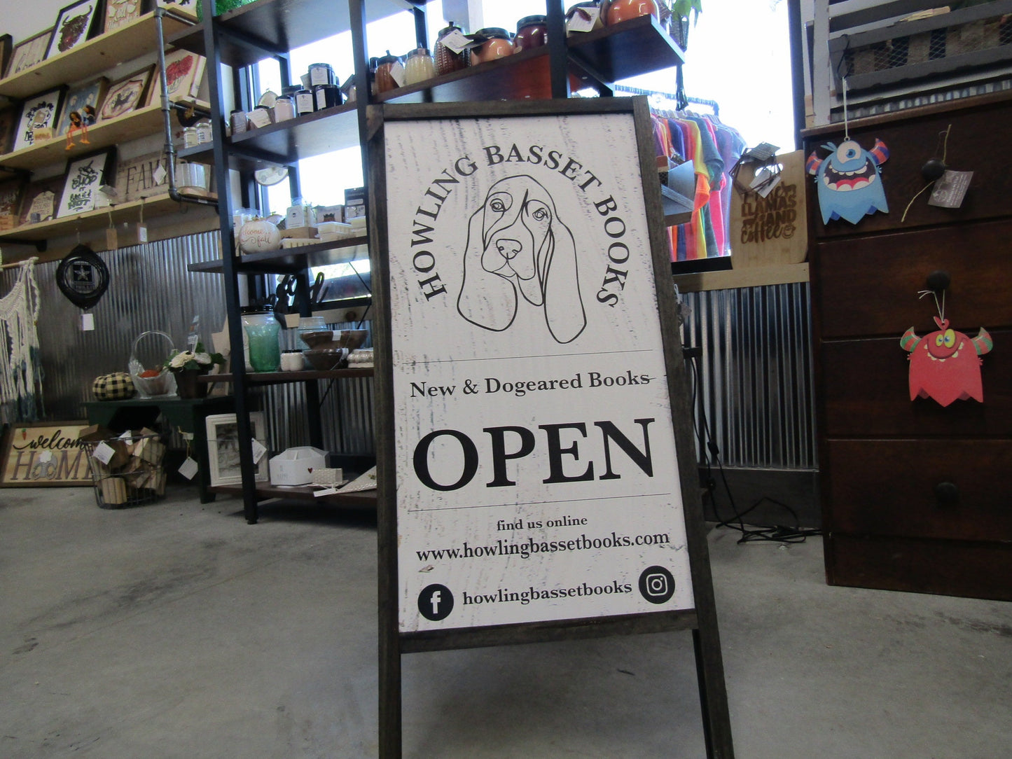Custom Book Store Front Sign A frame Dog Basset Hound Freestanding Logo Personalized Business Commerical Signage Foldable Wooden Outdoor