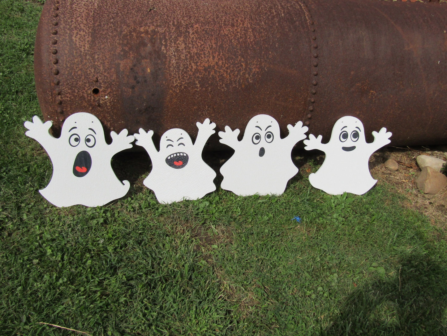 Spooky haunted house props