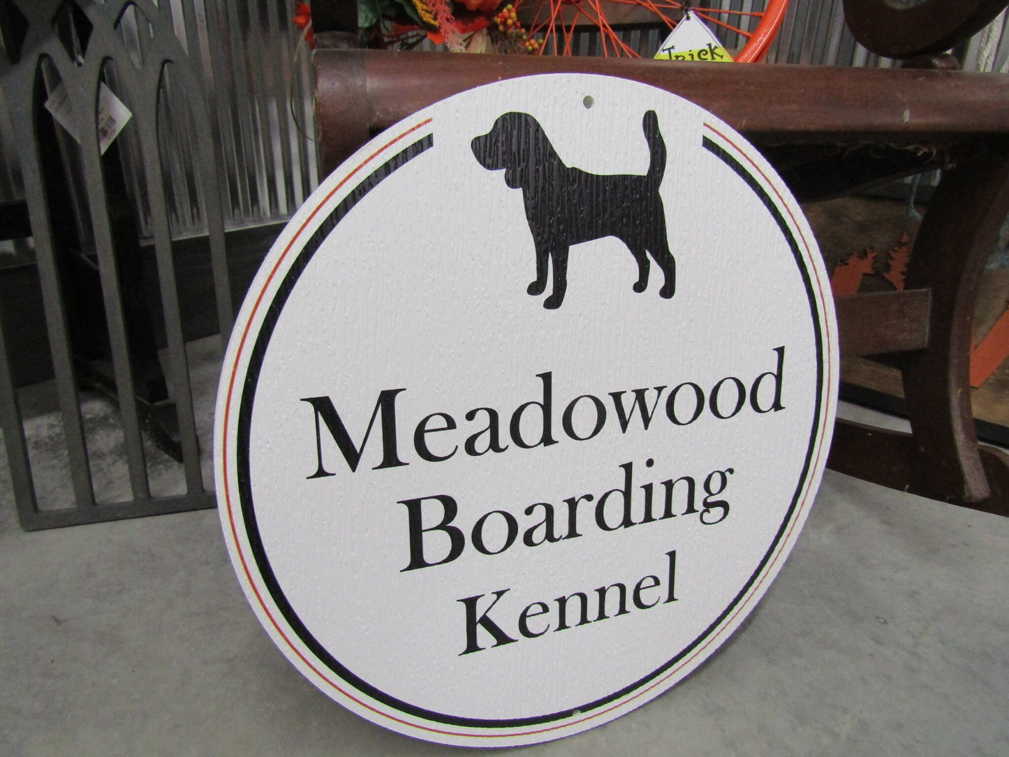 Custom Weatherproof PVC Boarding Kennel Pet Dog Round Logo Ready To Install Uvprinted Ink Commerical Signage Fade Mold Resistant All Weather