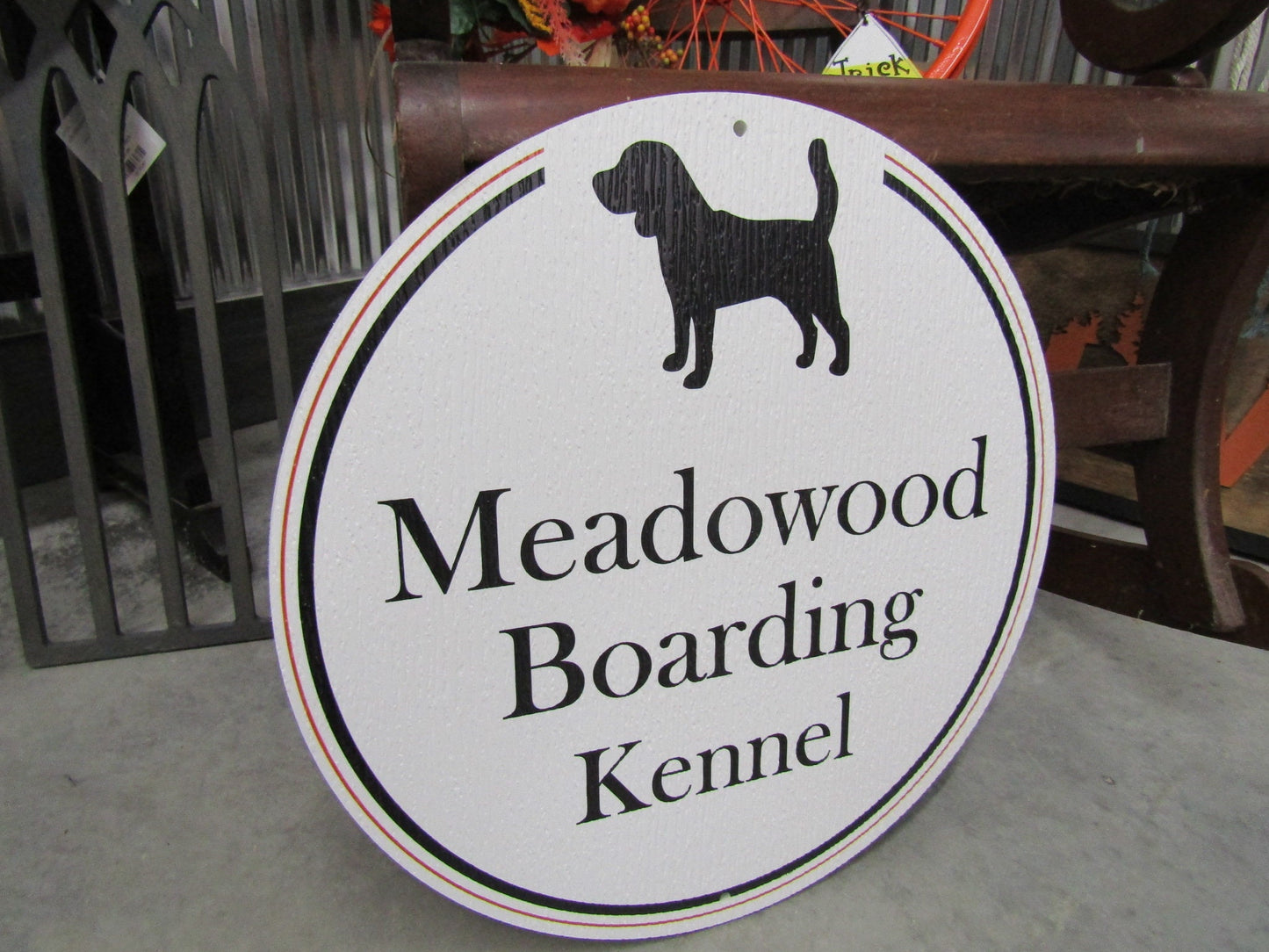Custom Weatherproof PVC Boarding Kennel Pet Dog Round Logo Ready To Install Uvprinted Ink Commerical Signage Fade Mold Resistant All Weather