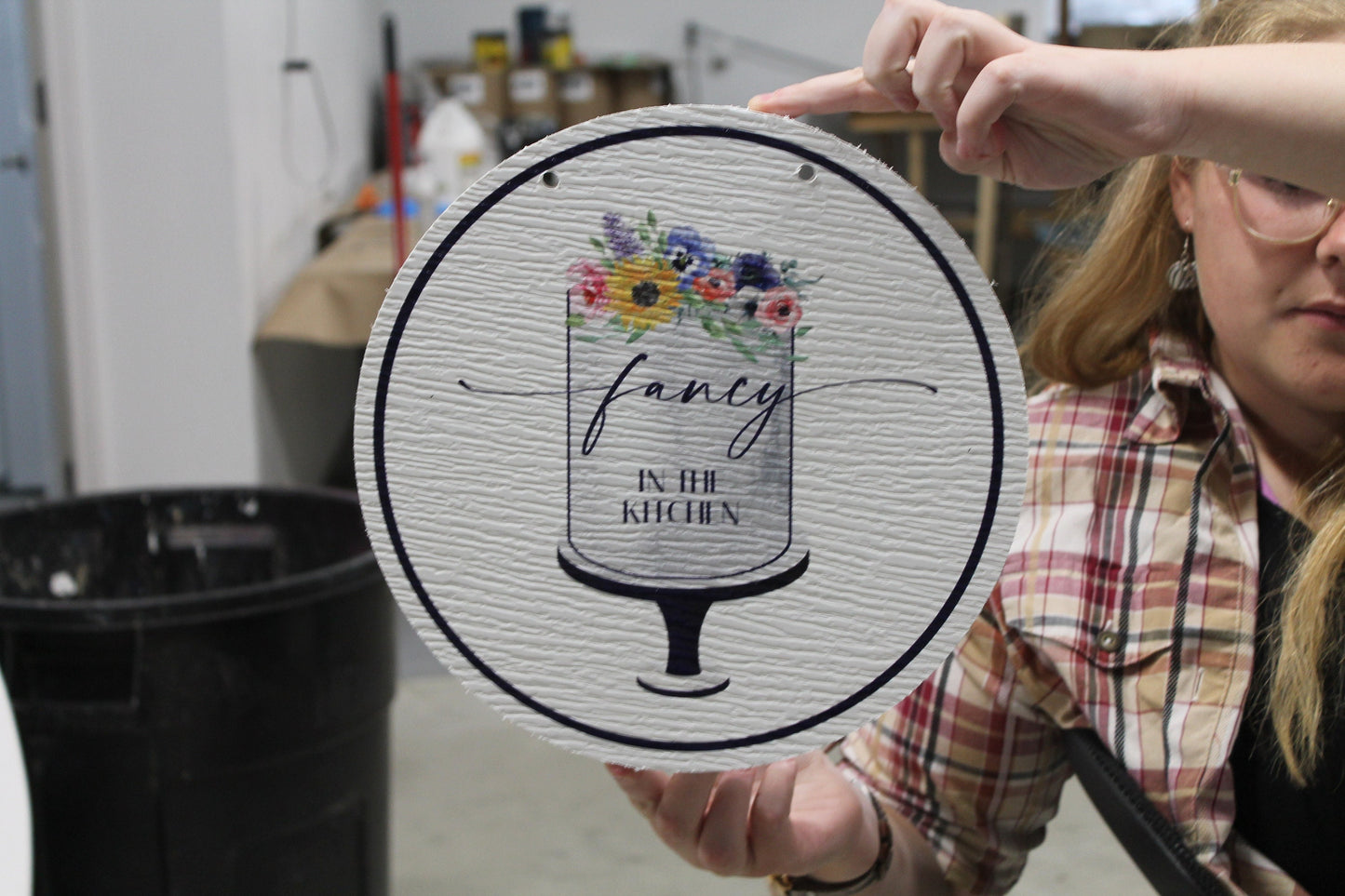 Fancy Cake Sign PVC Weatherproof Waterproof Print In Color Minimalist Sign Cake Pretty Floral Custom Logo Flat Surface Door Hanger Business