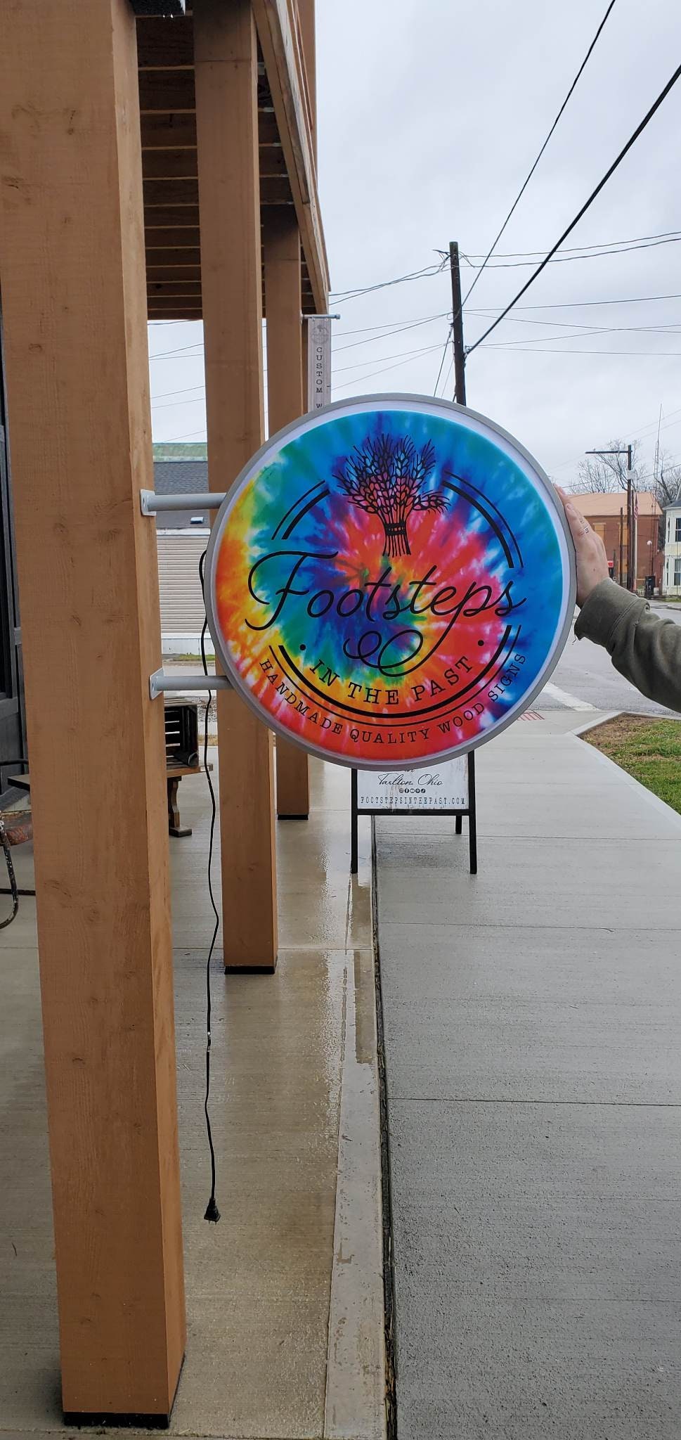 Custom Light lit led store front entrance Outdoor Round Blade Sign Wall or Ceiling Mounted Circle for your business display your logo