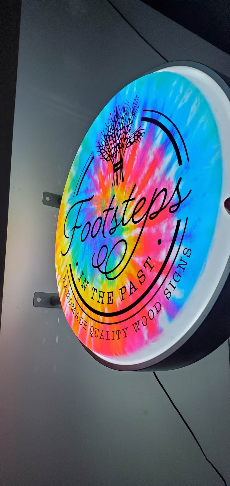 Custom Light lit led store front entrance Outdoor Round Blade Sign Wall or Ceiling Mounted Circle for your business display your logo