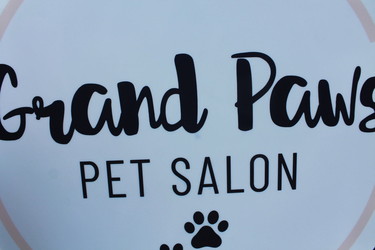 Custom Outdoor Pet Salon Paws Round Led Light Blade Sign Wall or Ceiling Mounted Circle Light Sign Store Front Commerical Signage Logo