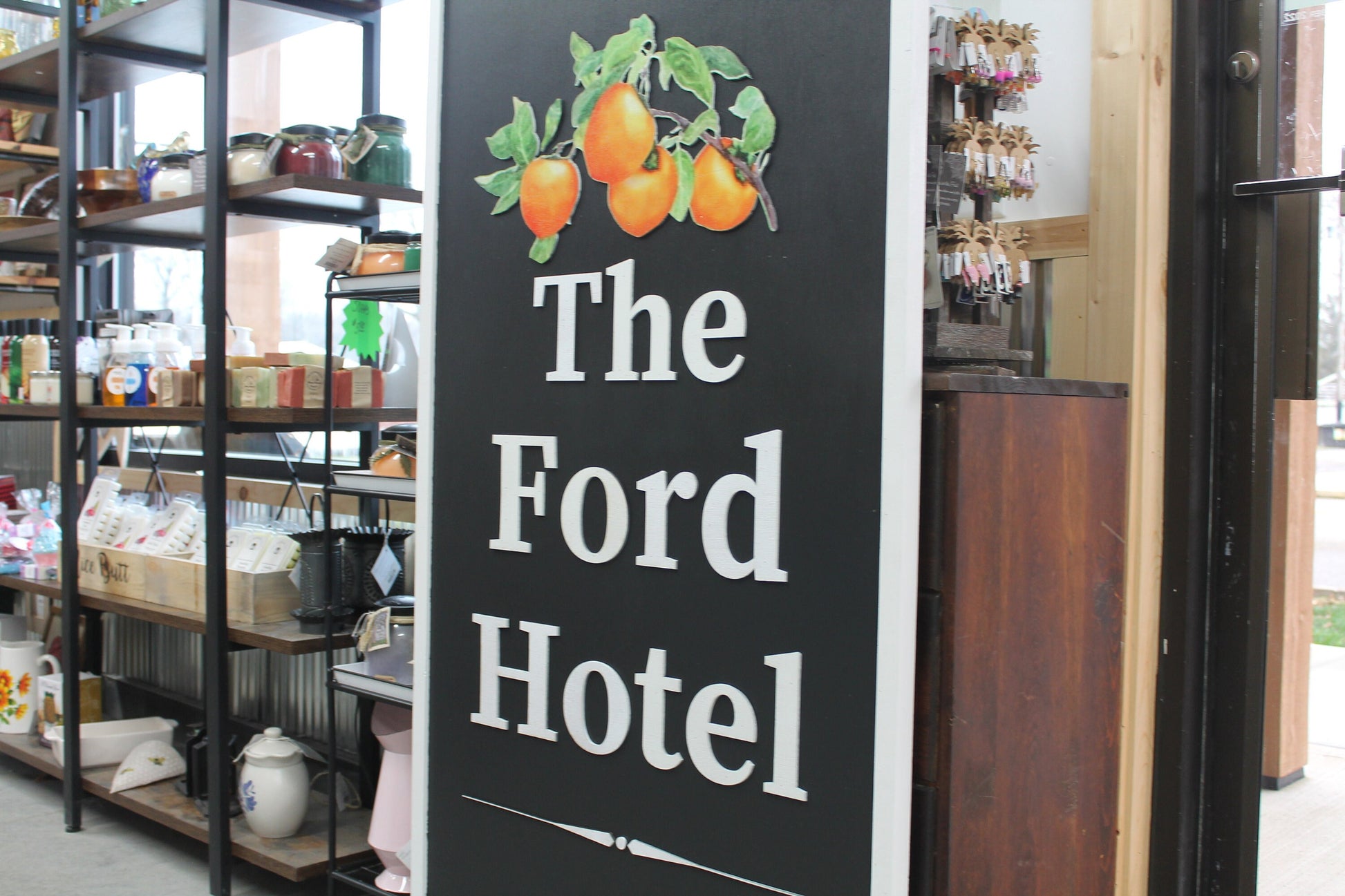 Hotel Peaches Oranges Customized Personalized Logo Uv printed and Raised letters Commerical Signage Elevated logo Business Front Sign
