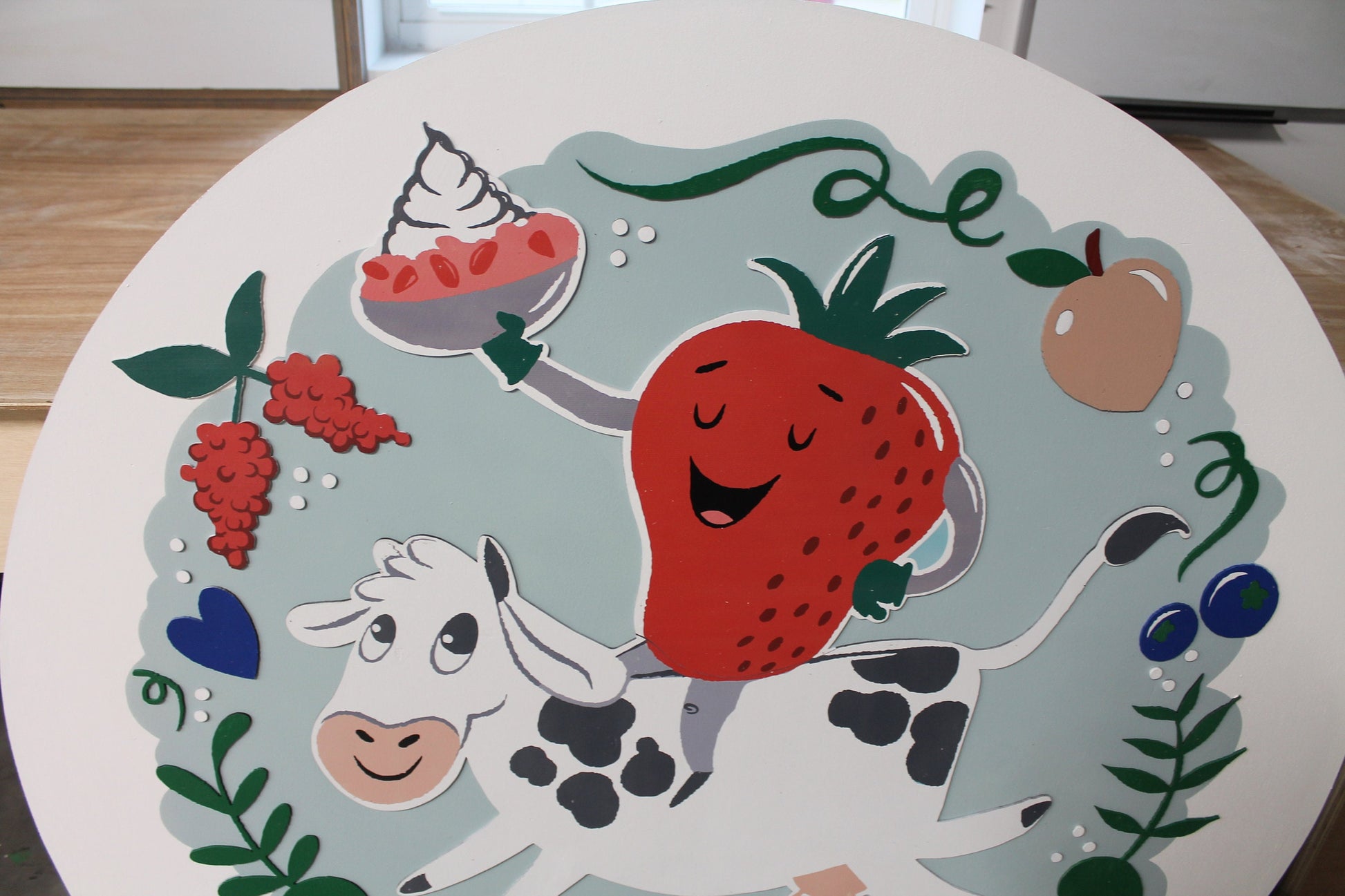 Cow Dairy Strawberry Custom Sign Round Business Commerical Signage Made to Order Store Front Small Shop Logo Circle Wooden Handmade