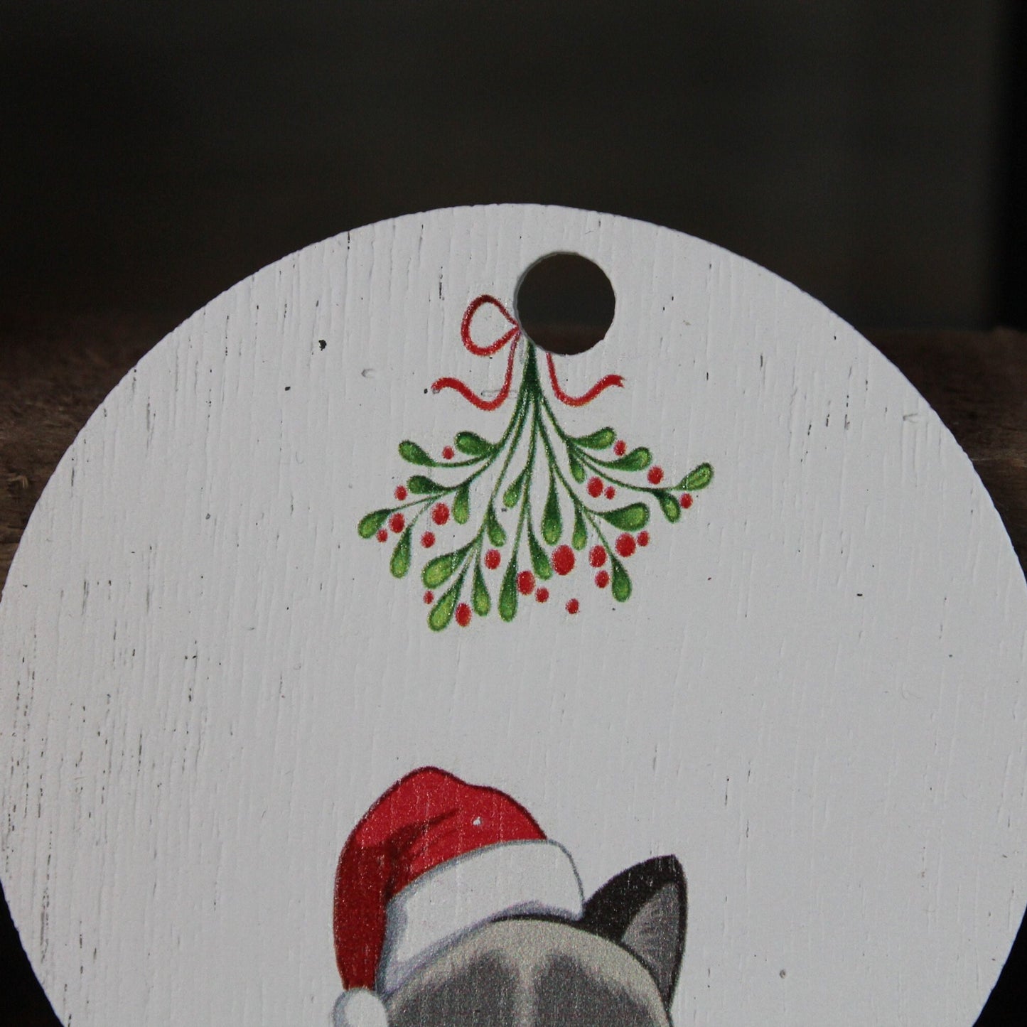Grumpy Cat Siamese Himalayan Keychain Christmas White Wood Mistletoe Santa Hat Ornament Blue Eyes Feline Decoration Décor Circle Sign Gift