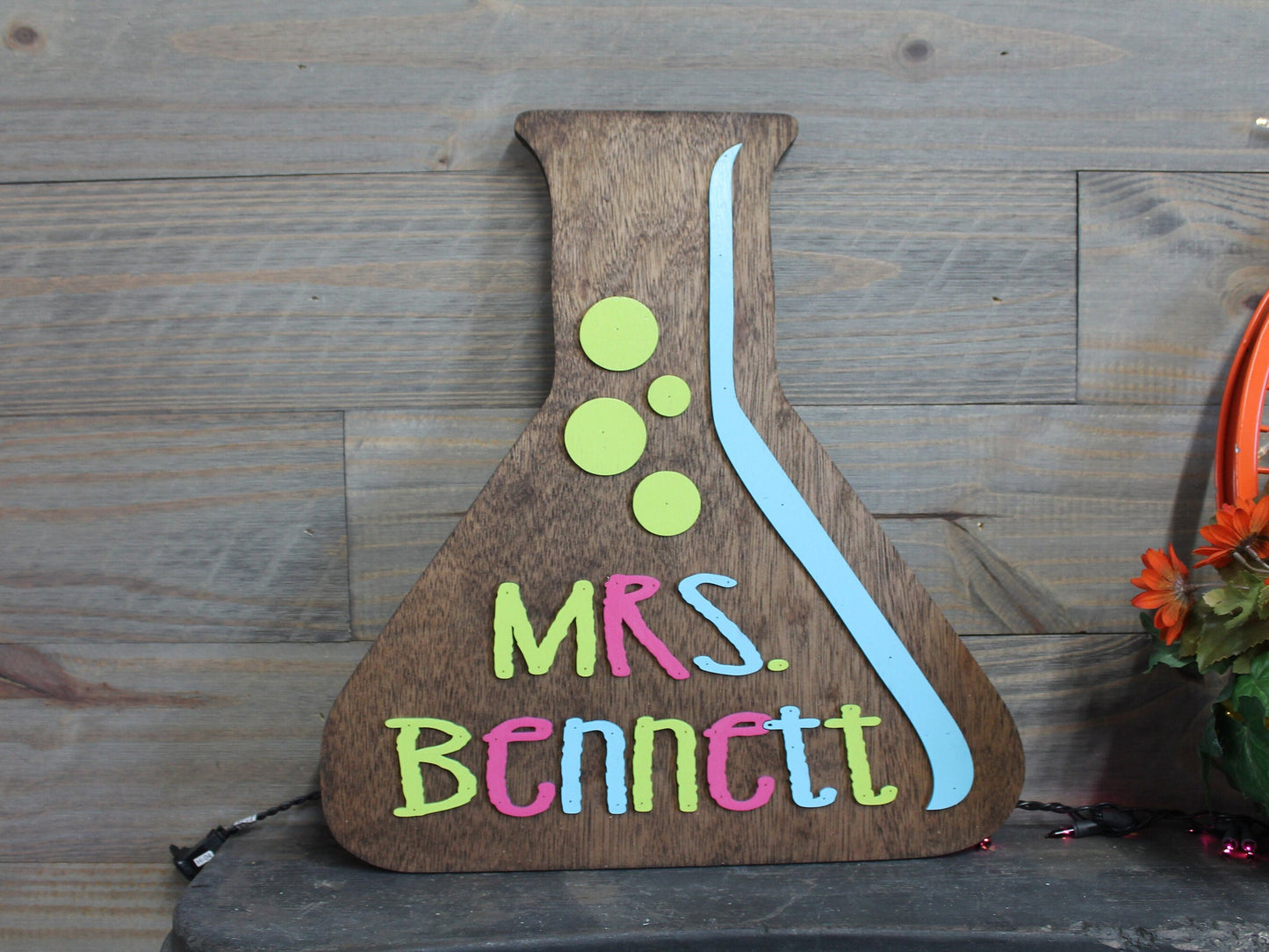Custom Beaker Science Teacher Chemistry Experiment Personalize Sign Contoured Door Hanger Classroom 3D Made to Order Wooden Handmade