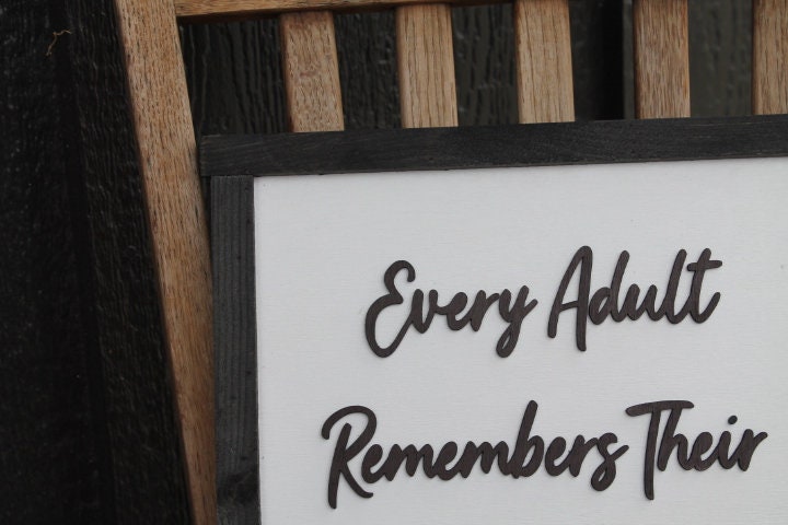 Favorite Teacher Remembers Thankful Teacher life Impact Gift Appreciation Square School Education Rustic Wood Sign 3D Lettering Framed Decor