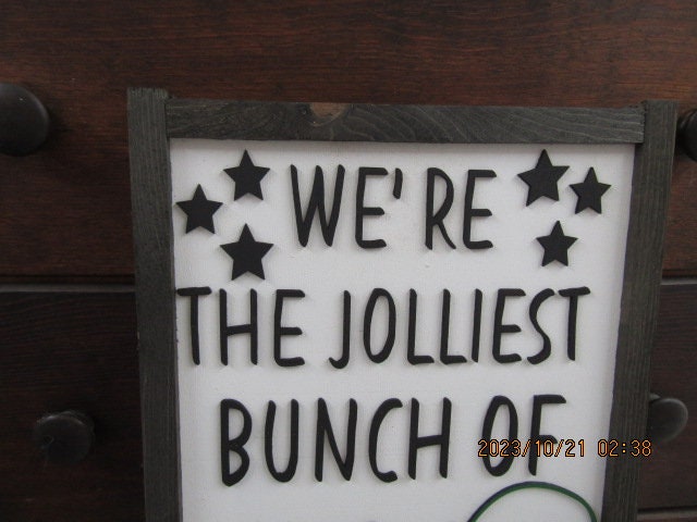 Jolly Elves Nuthouse Jolliest Bunch Raised Text Sign Merry Christmas Wood Decoration Winter 3D Red Green Framed Seasonal Primitive