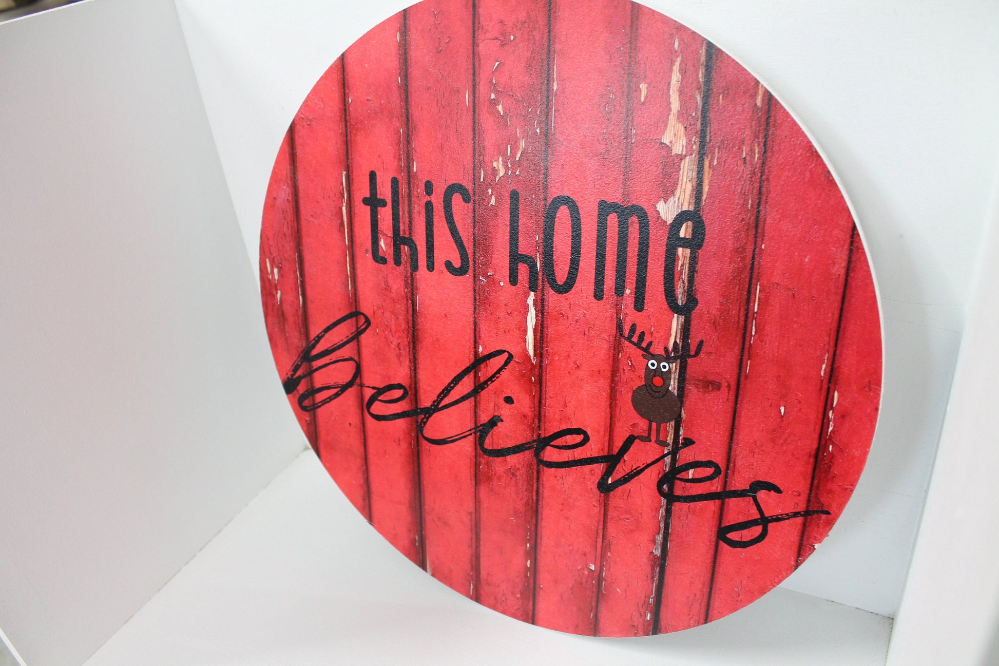 This House Believes Wreath Sign Red Barn Reindeer Wood Door Hanger Round Front Door Entry Way Decor Plaque Wall Art Wood Print