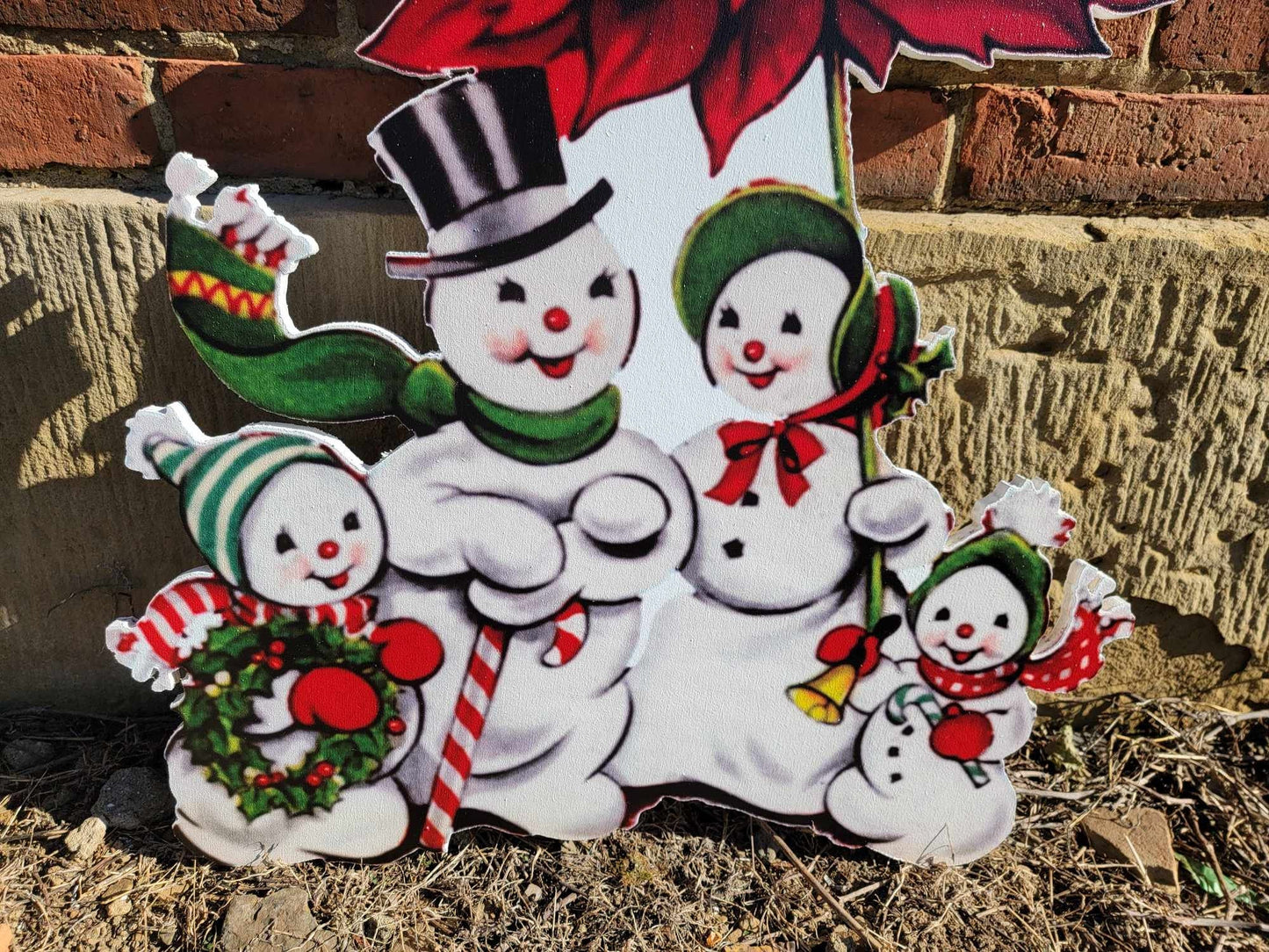 Vintage Yard Art Wood Winter Snowman Family Poinsettia Yard Sign Decorations Yard Decor Christmas Outdoor Printed image